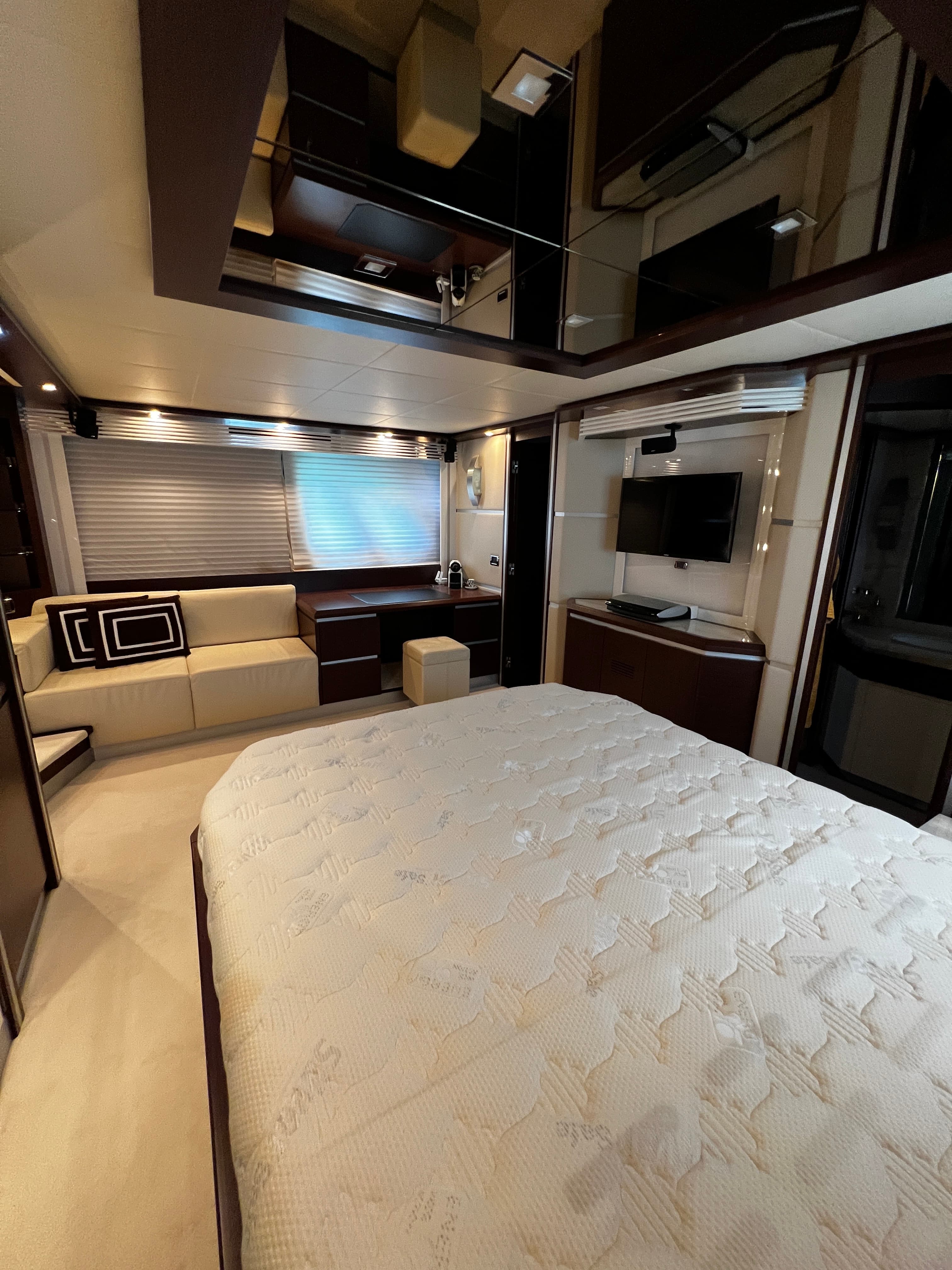 Dominator 680 - photo 6