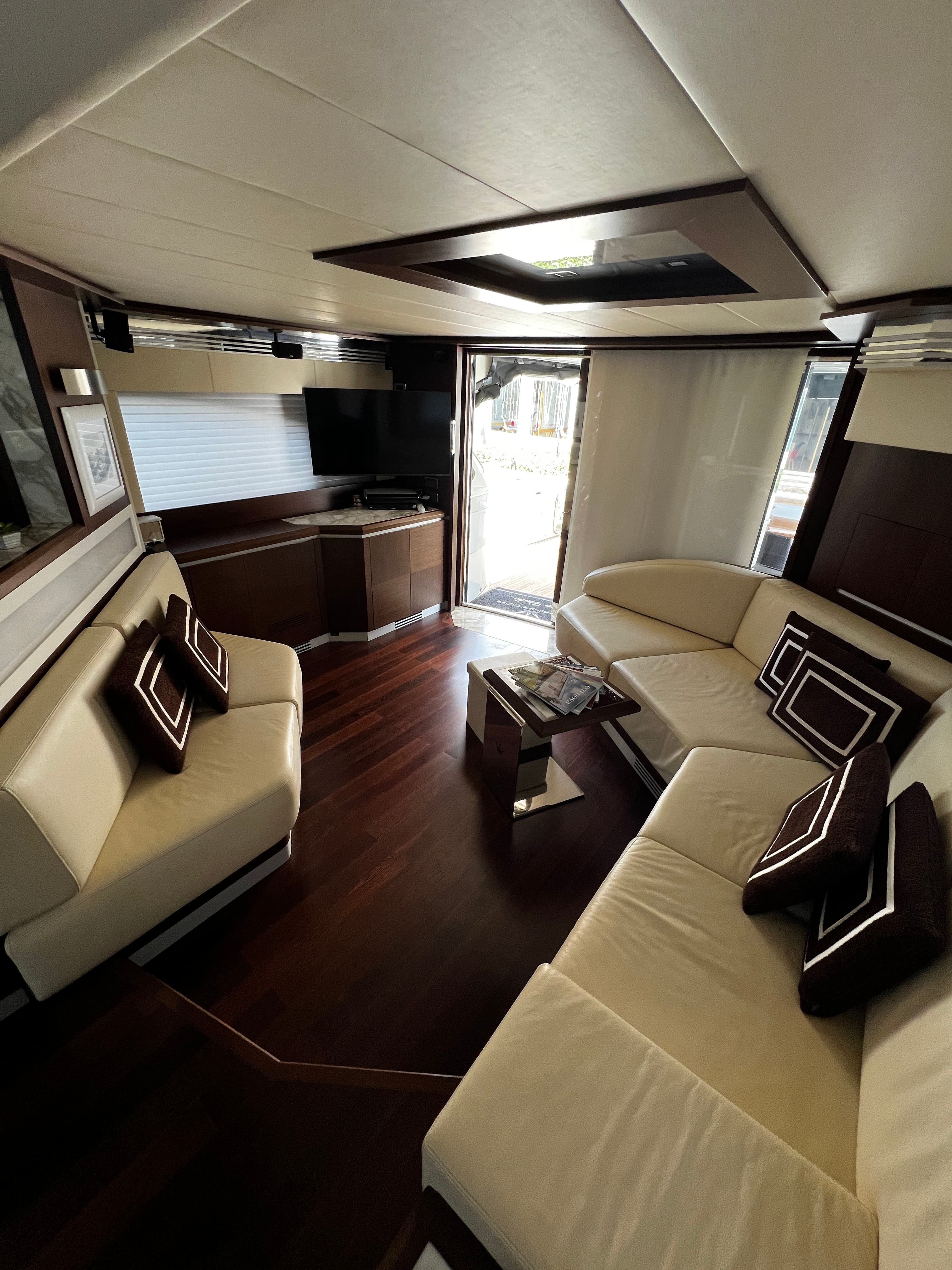 Dominator 680 - photo 26