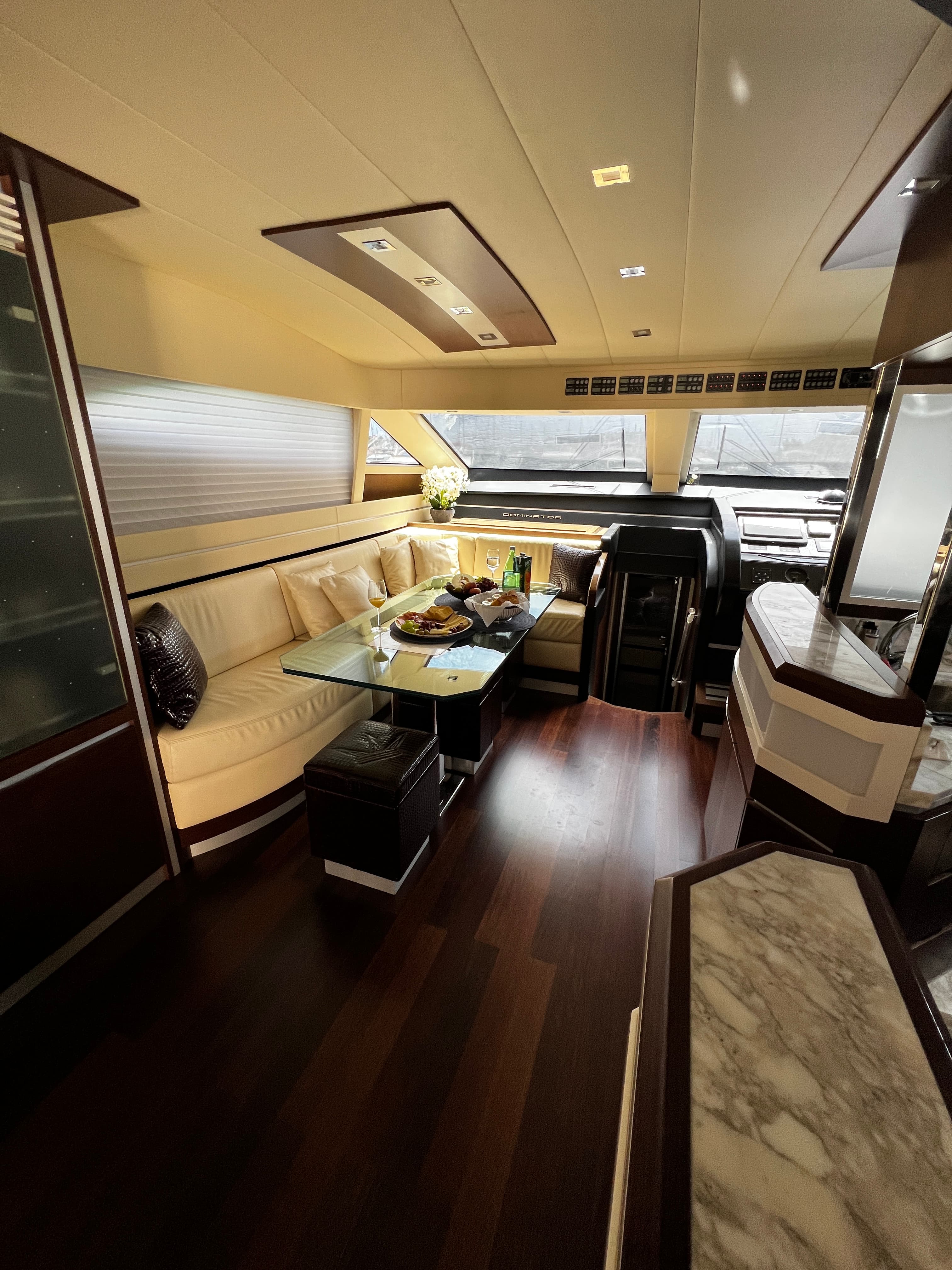 Dominator 680 - photo 16