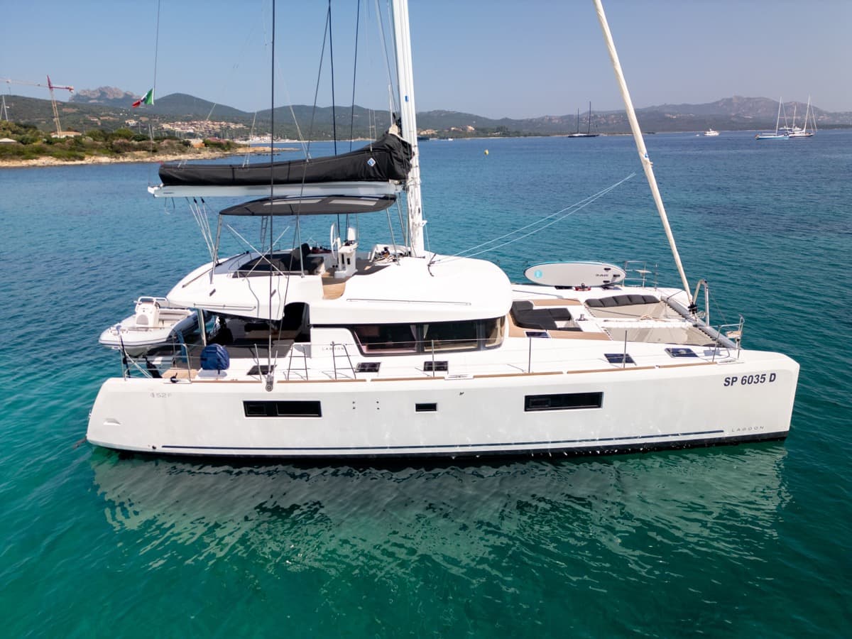 Lagoon 52F - photo 21