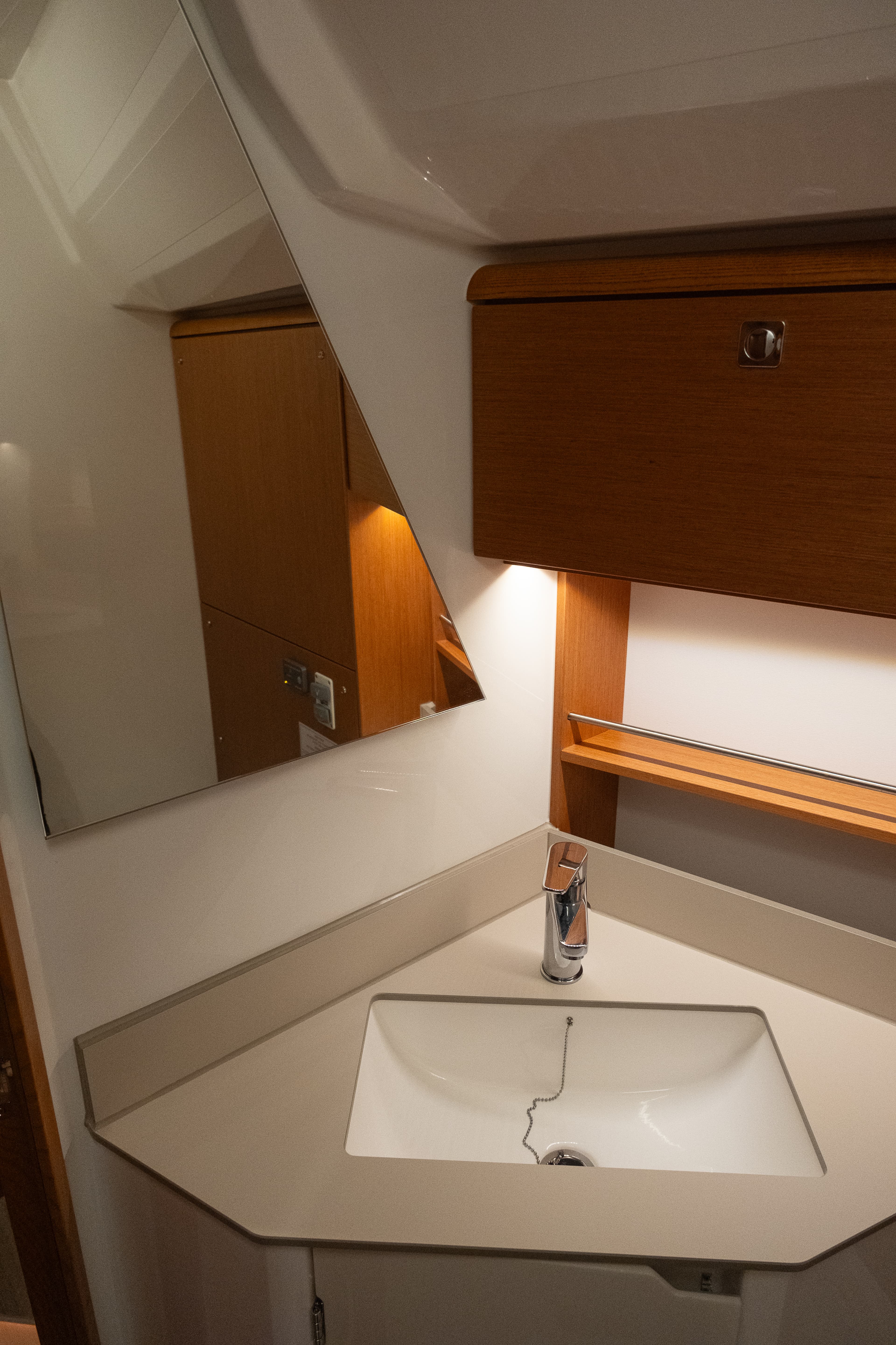 Bavaria C46 - photo 11