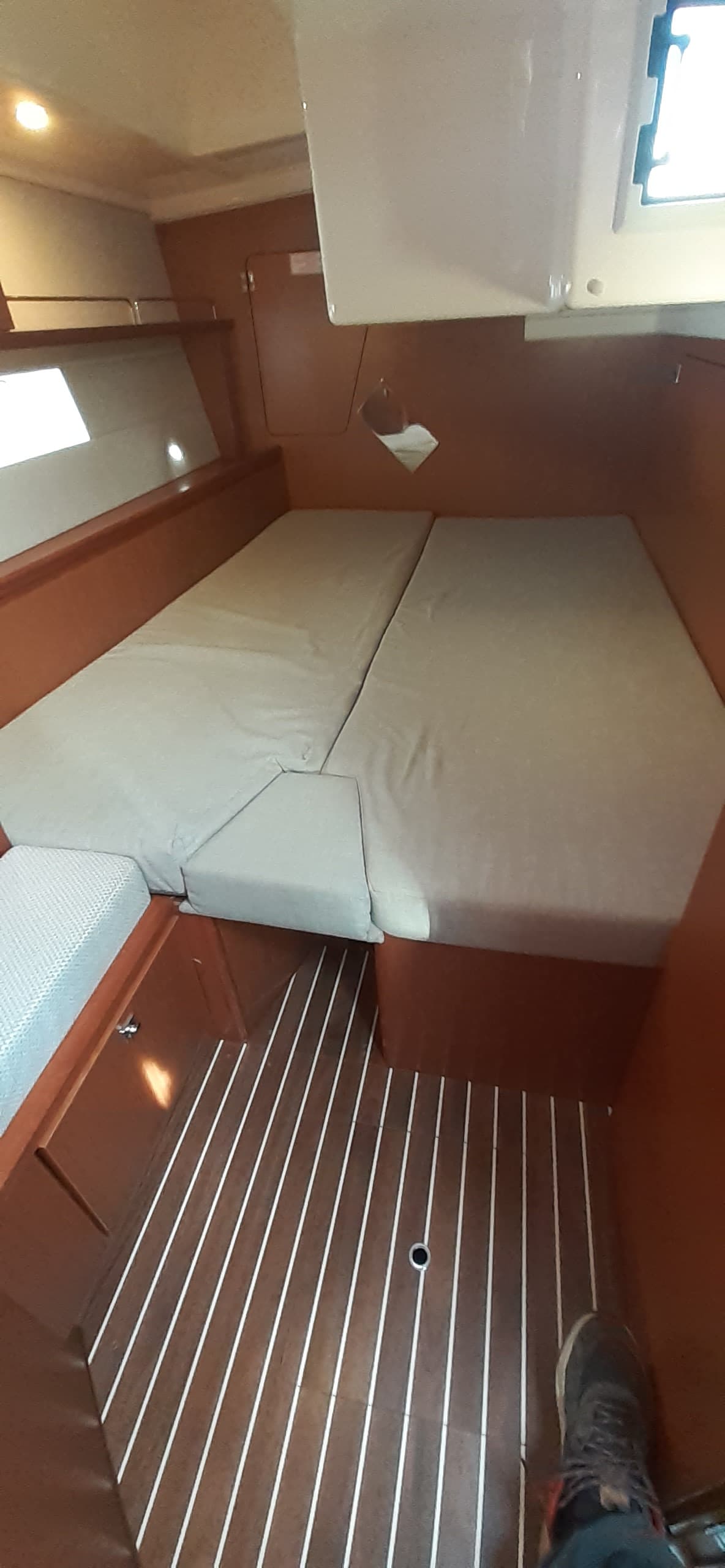 Bavaria C45 - photo 11