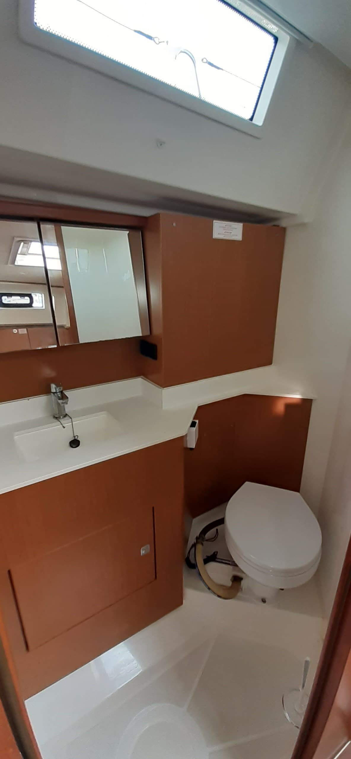 Bavaria C45 - photo 8