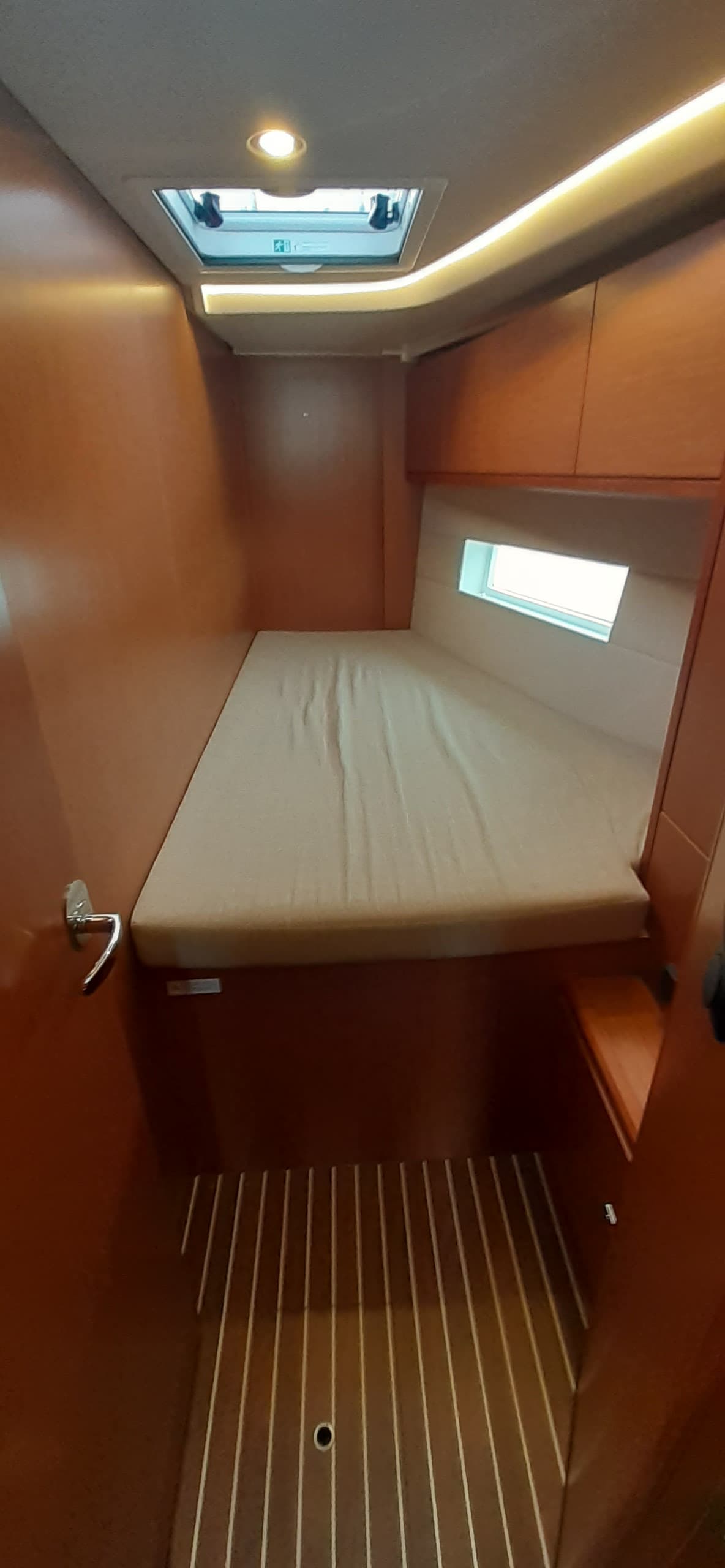 Bavaria C45 - photo 4