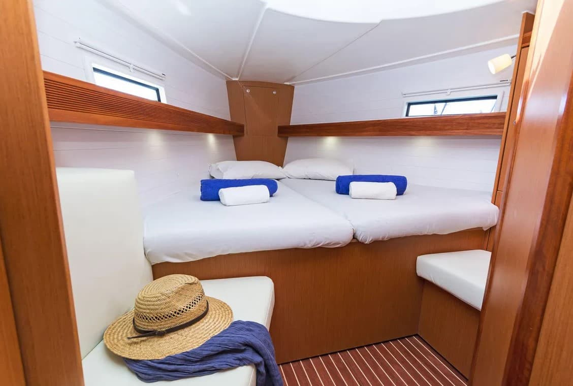 Bavaria 40 - photo 4