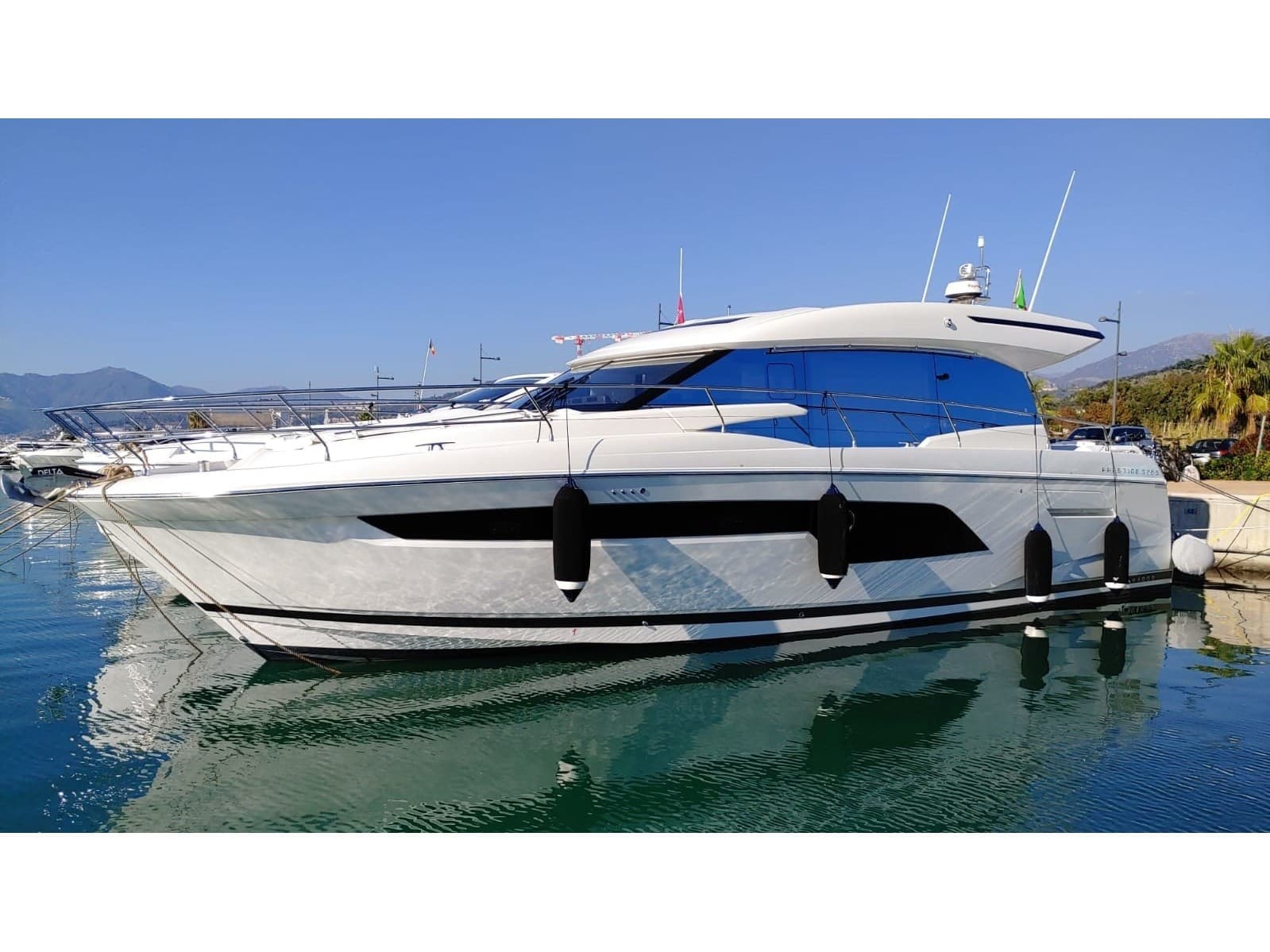 Prestige 520 - photo