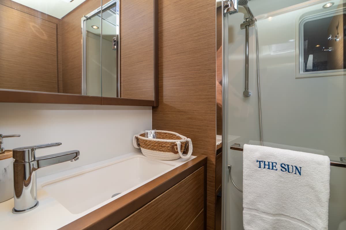 Lagoon 620 - photo 59