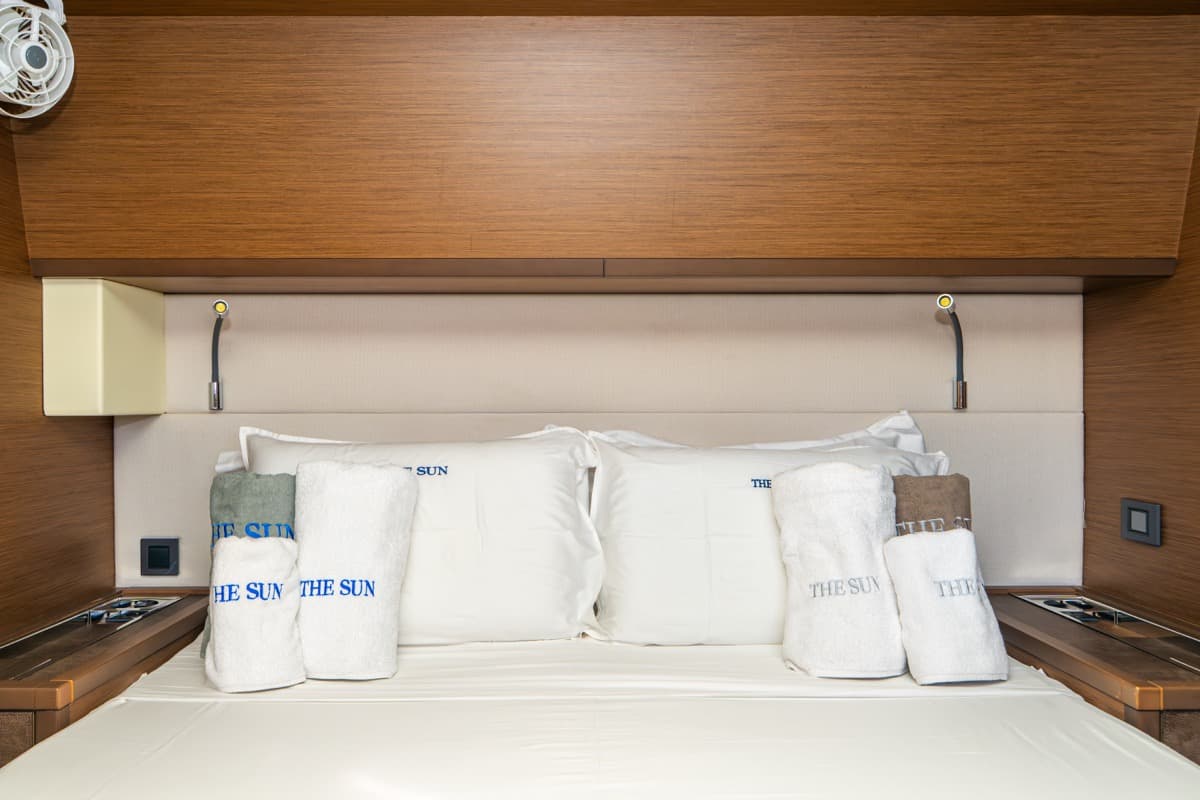 Lagoon 620 - photo 5