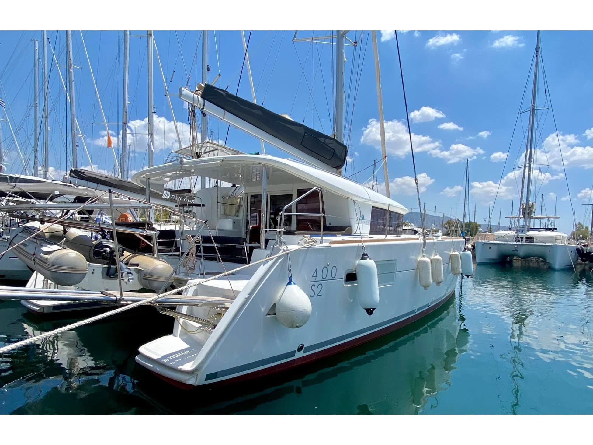 Lagoon 400 S2 - photo