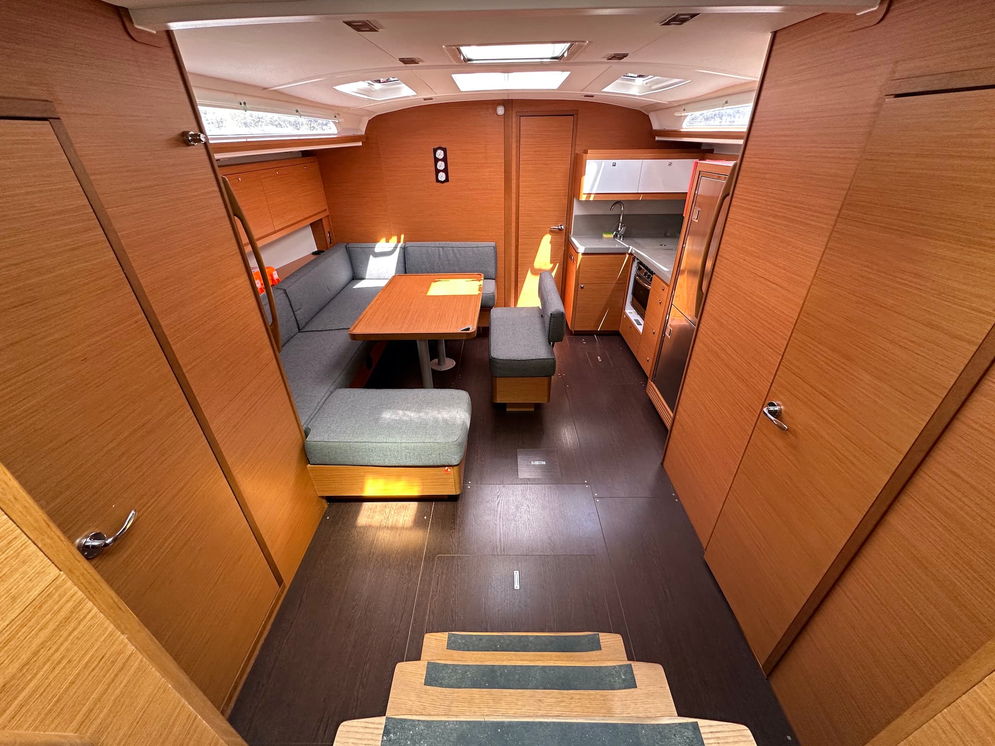 Dufour 470 - photo 14