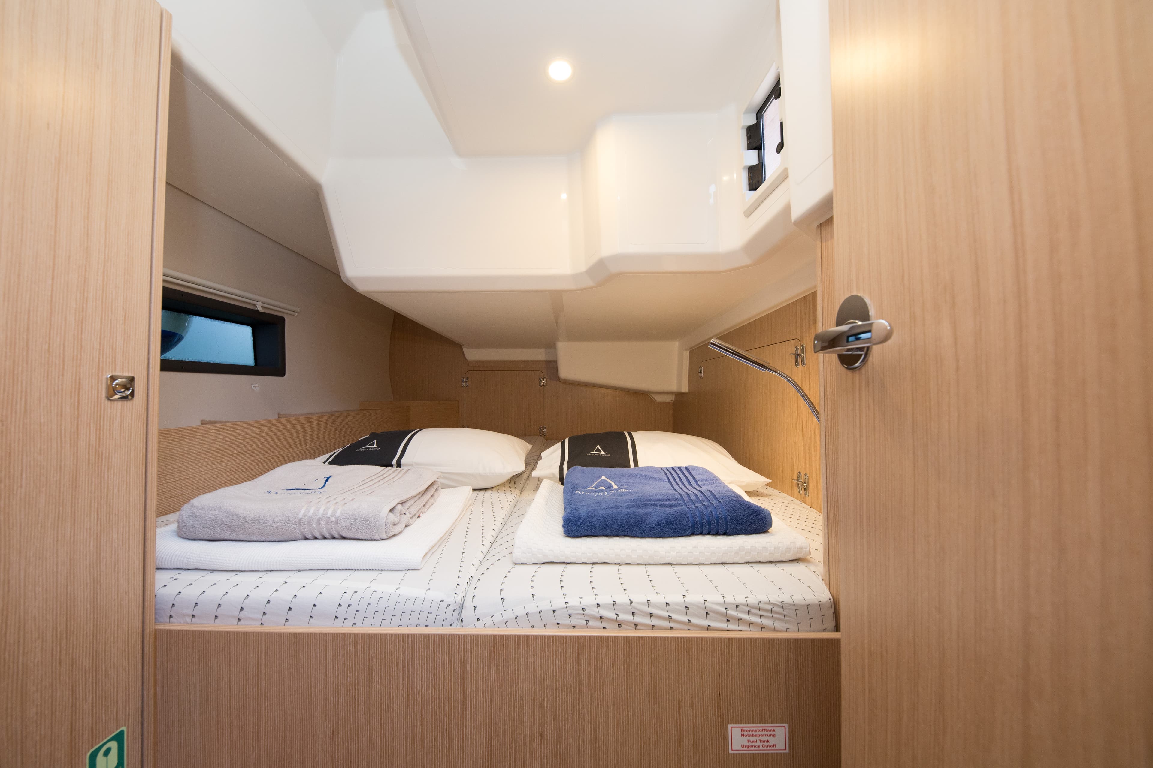 Bavaria 42 Cruiser - photo 4