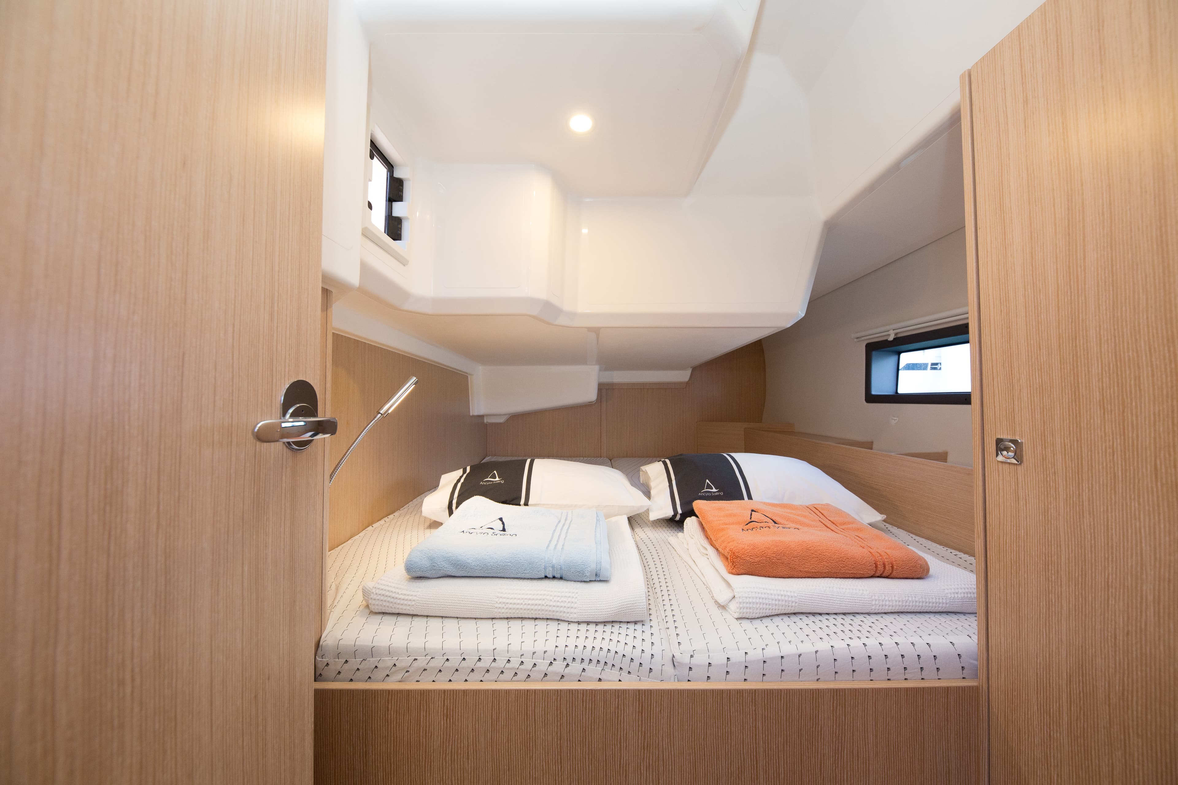 Bavaria 42 Cruiser - photo 11