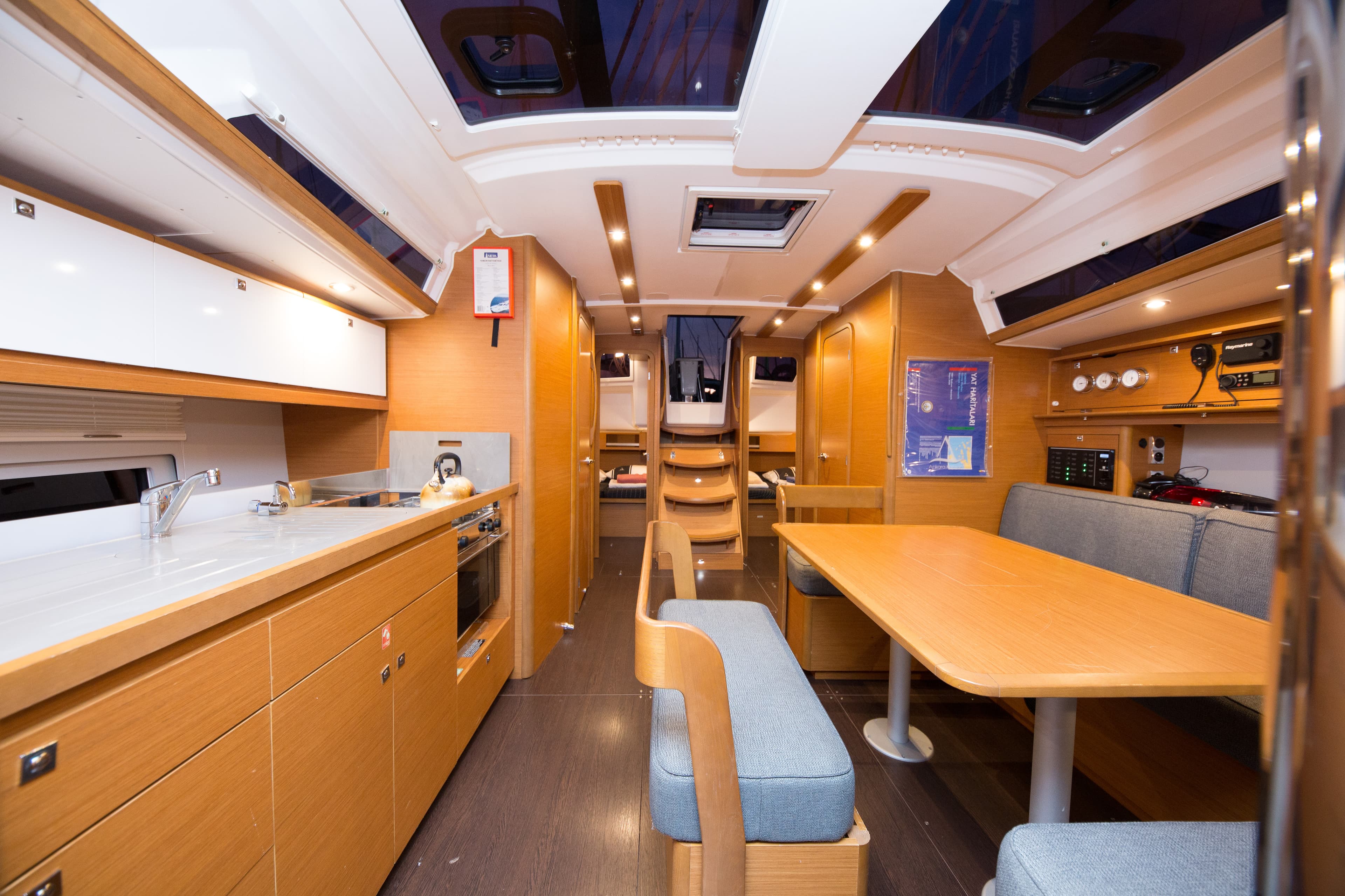 Dufour 430 - photo 7