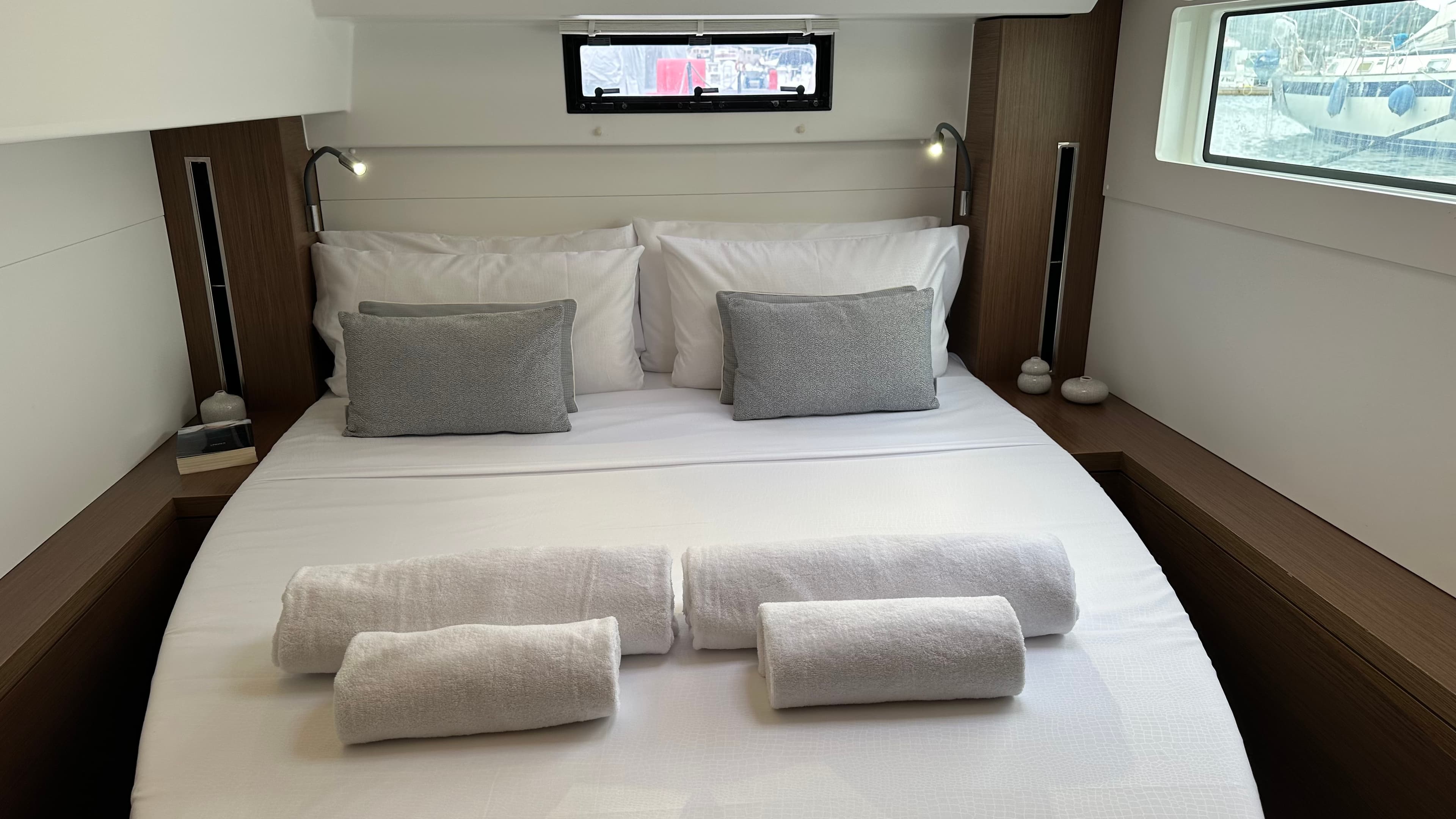 Lagoon 46  - photo 35