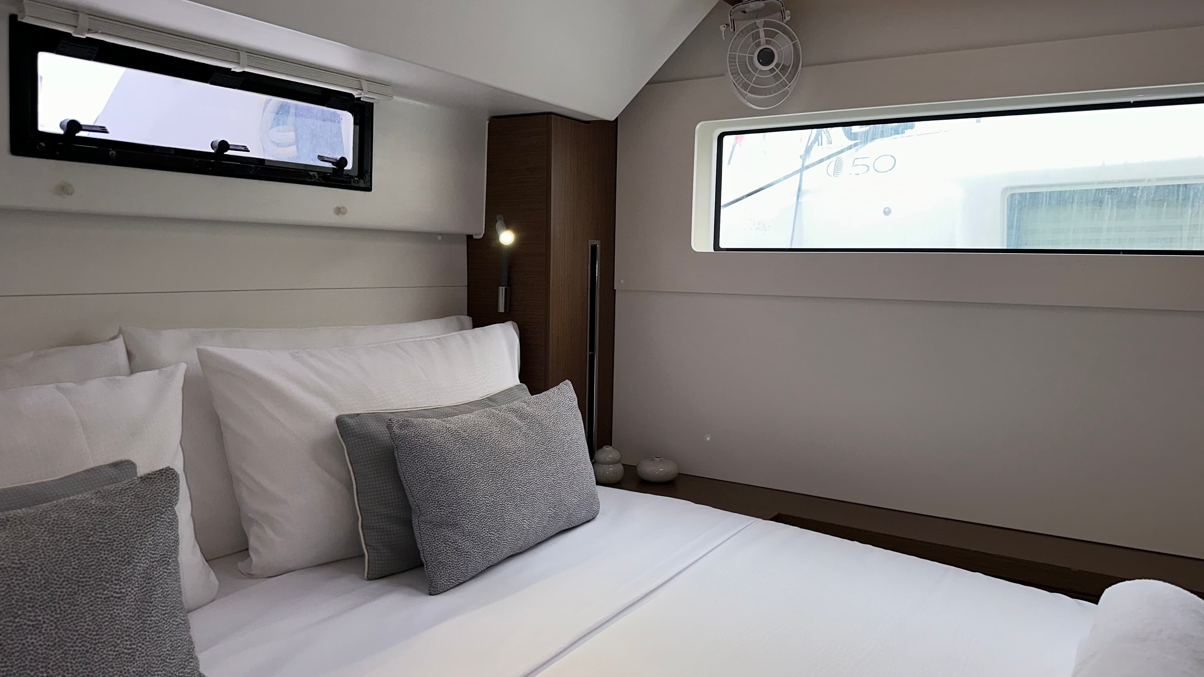 Lagoon 46  - photo 18