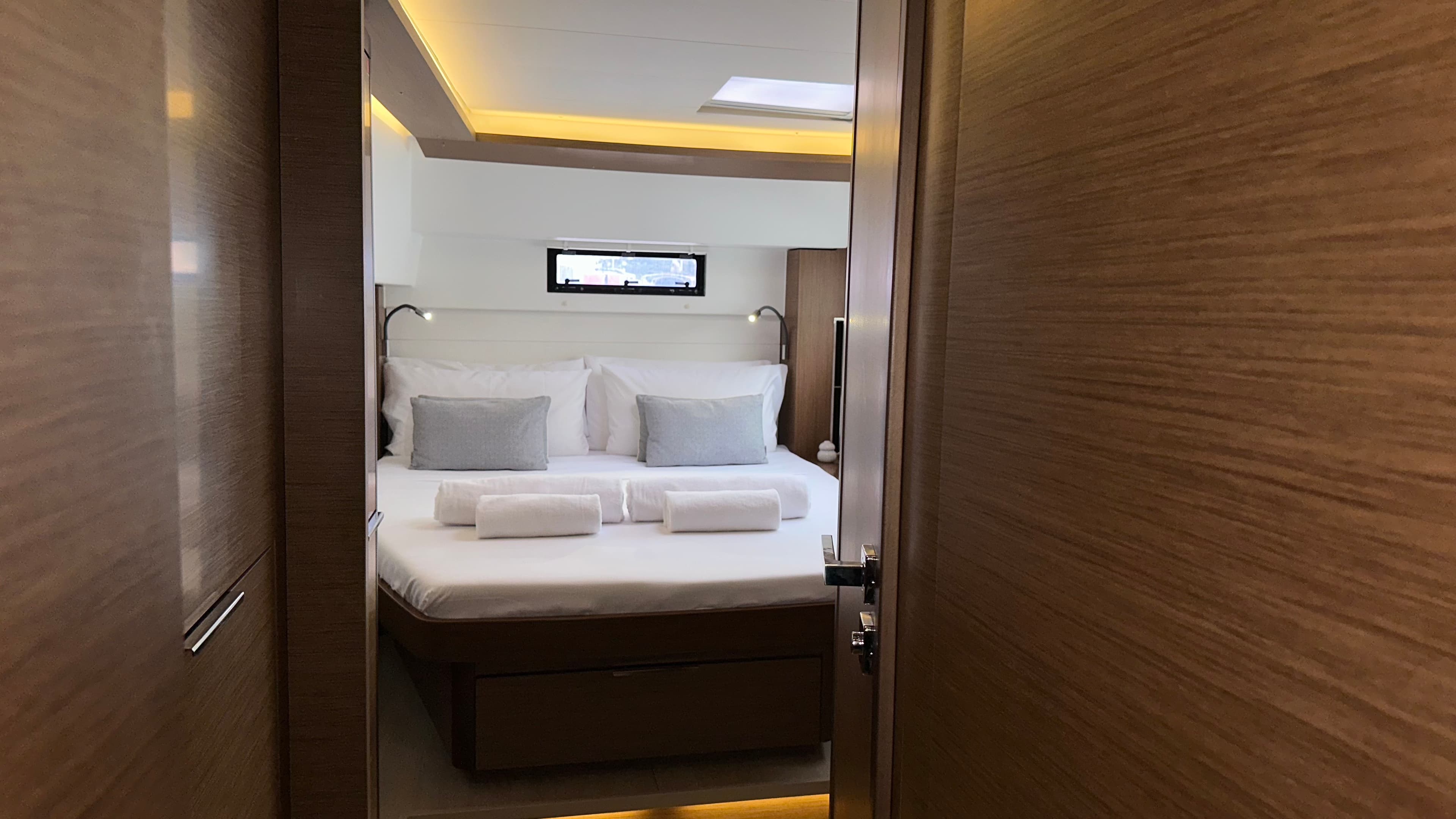 Lagoon 46  - photo 28