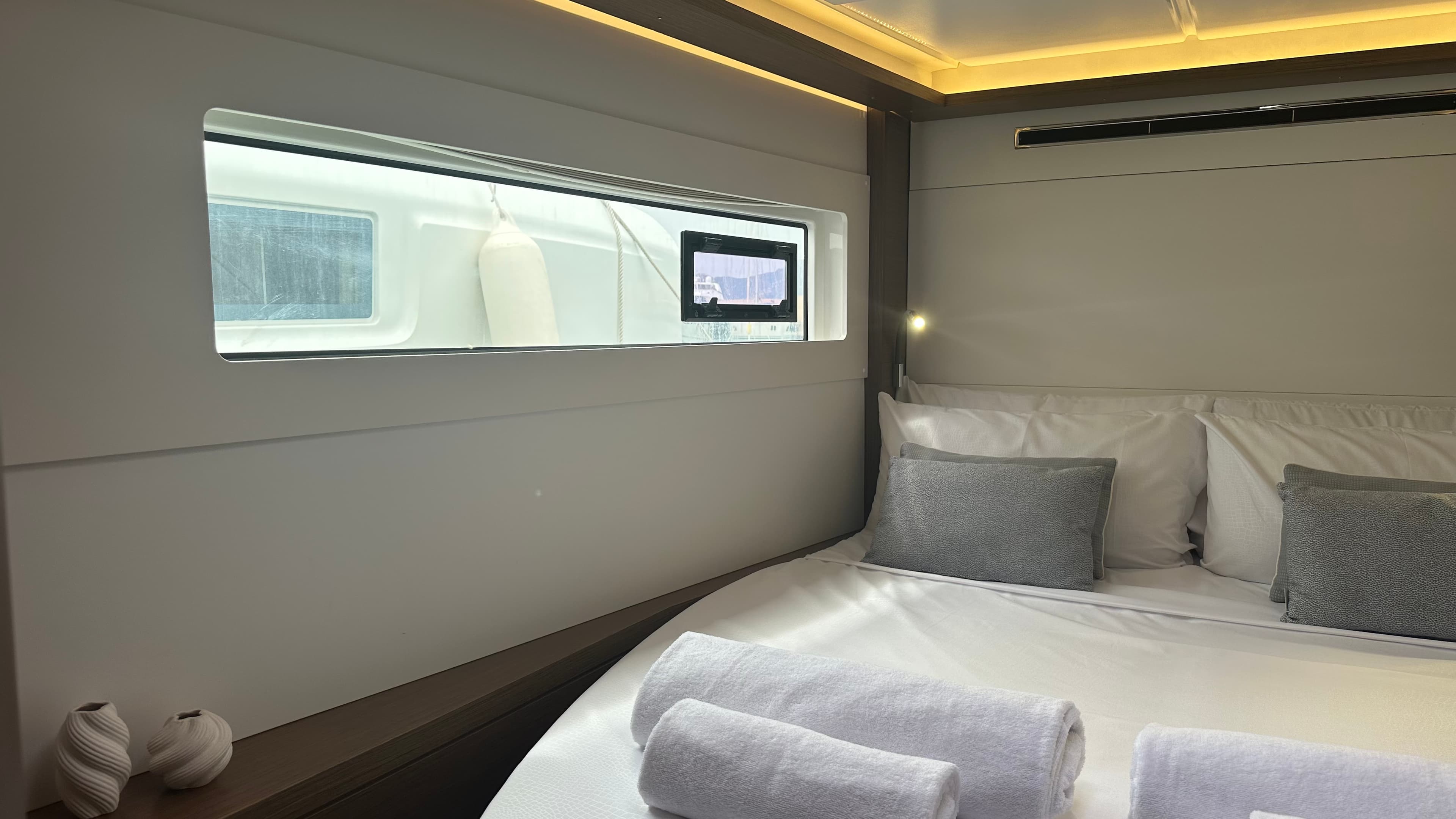 Lagoon 46  - photo 22