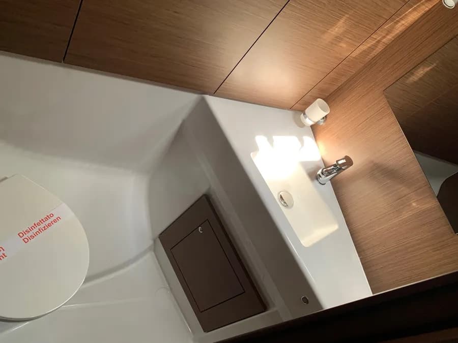 Oceanis 40.1 - photo 11