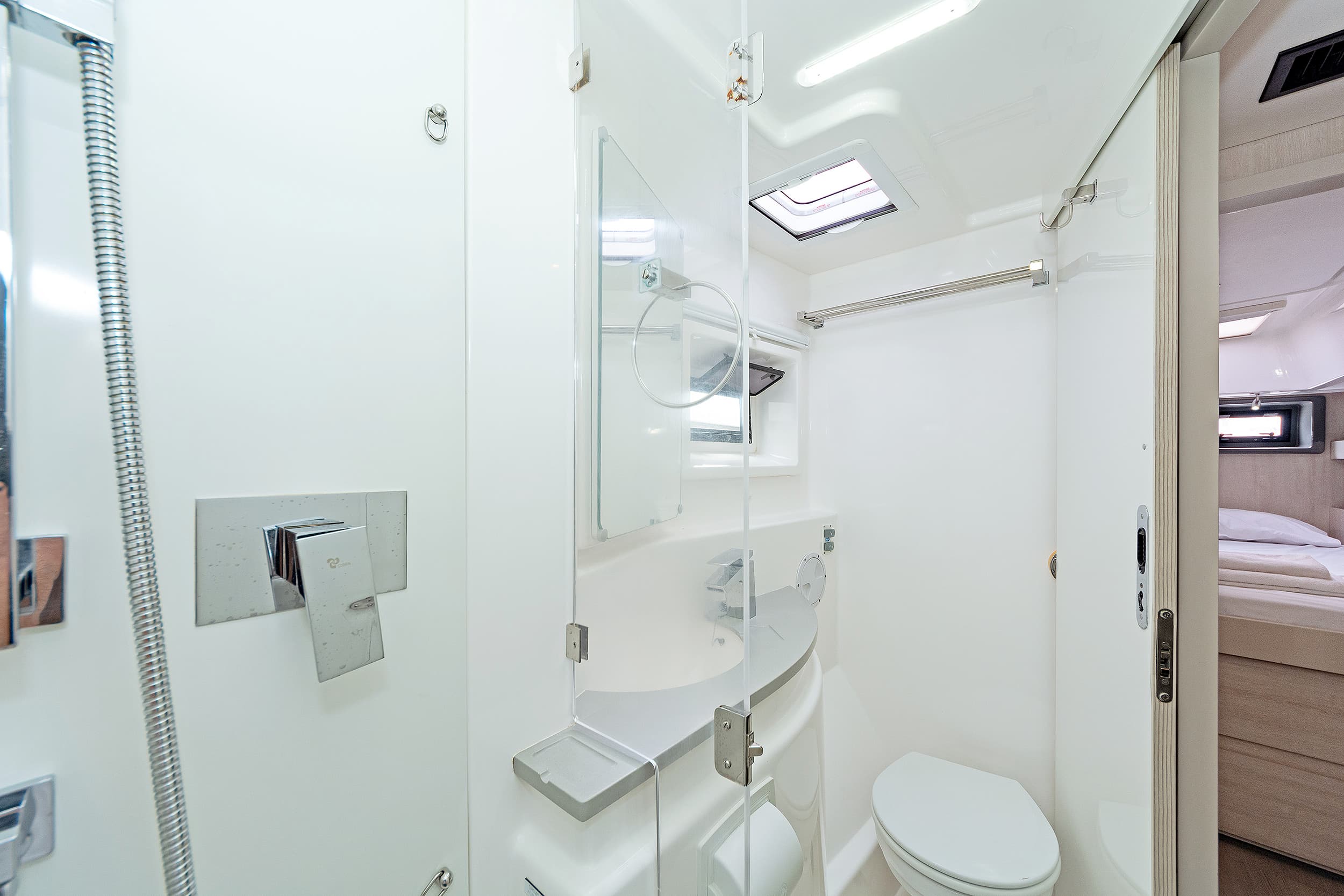 Leopard 48 - photo 6