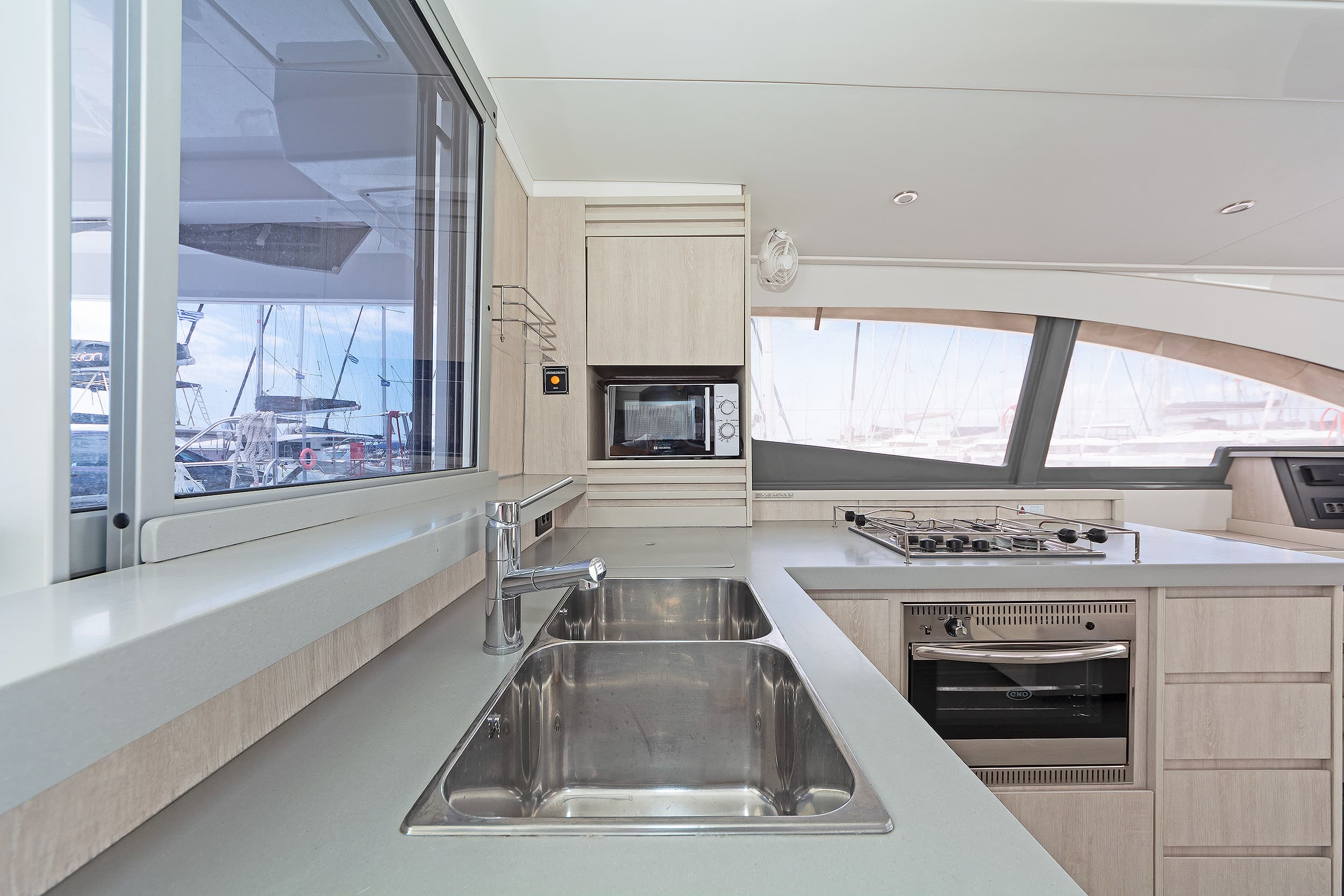 Leopard 48 - photo 26