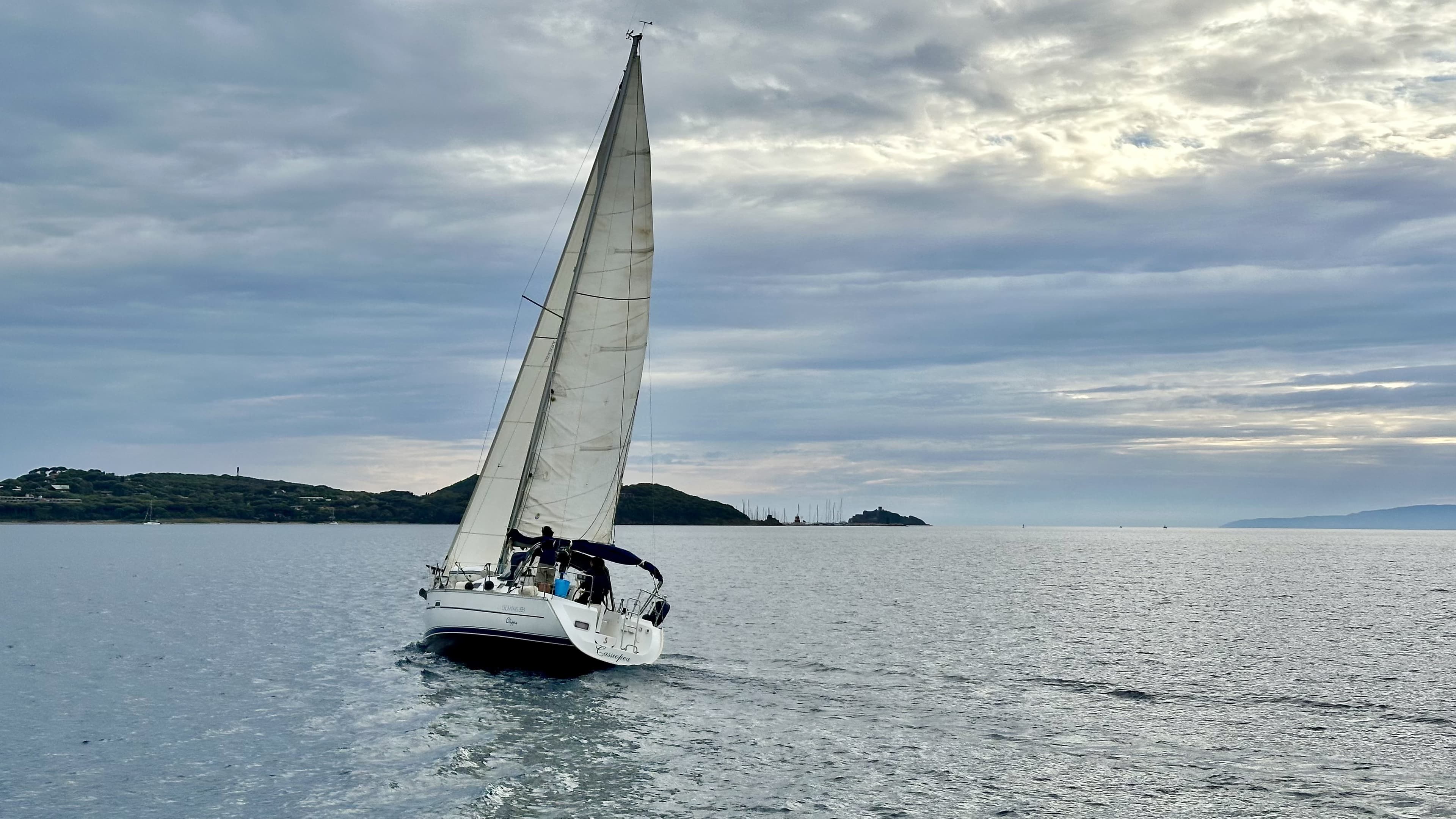 Oceanis 323 - photo 7