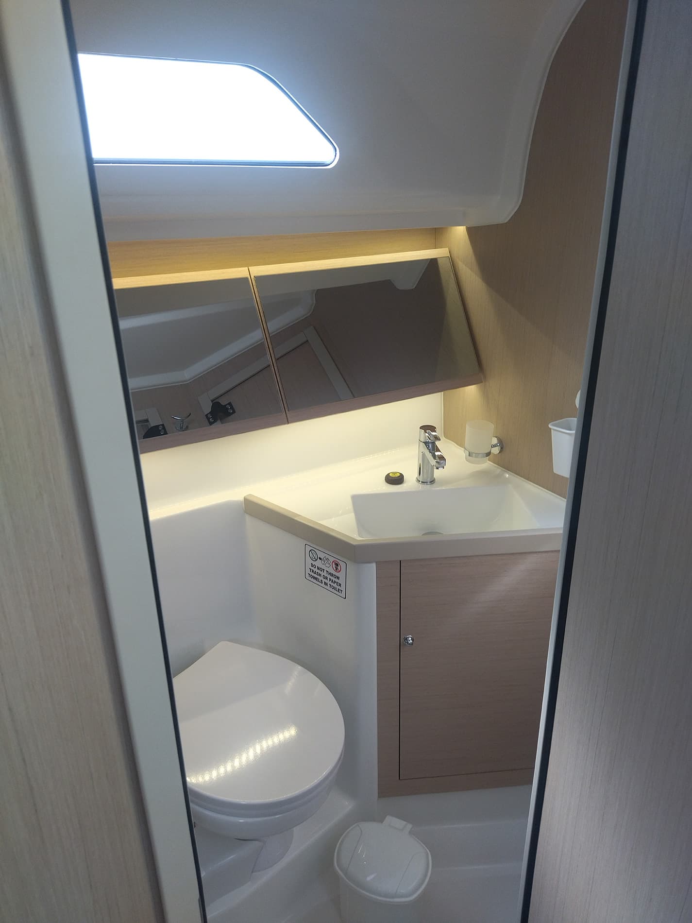 Oceanis 40.1 - photo 5