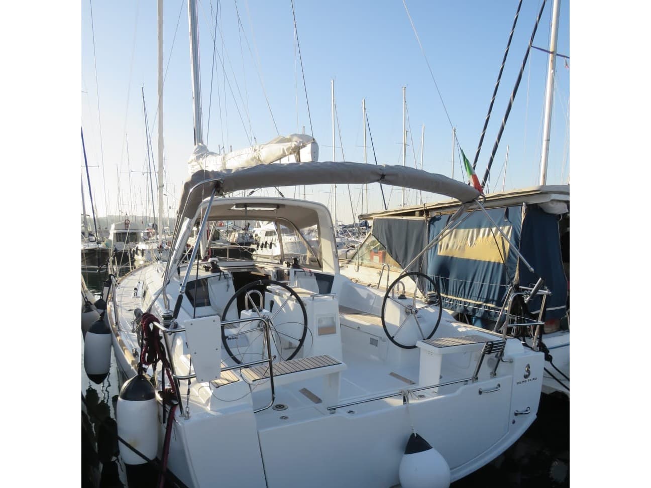 Oceanis 38 - photo