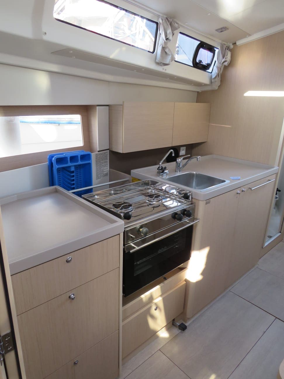 Oceanis 38 - photo 13