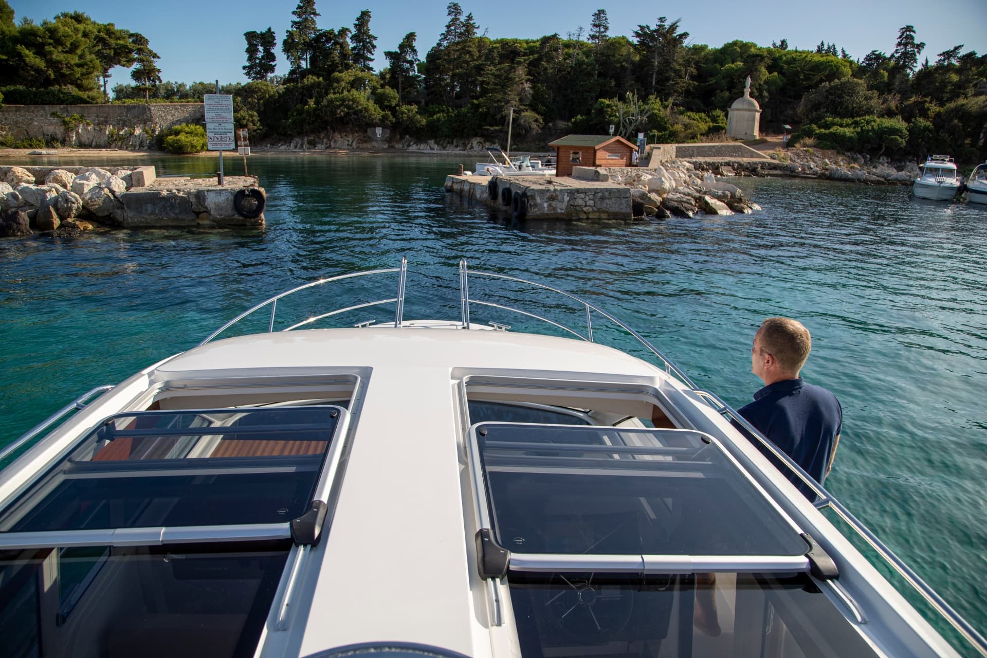 Nimbus 305 Coupe - photo 9