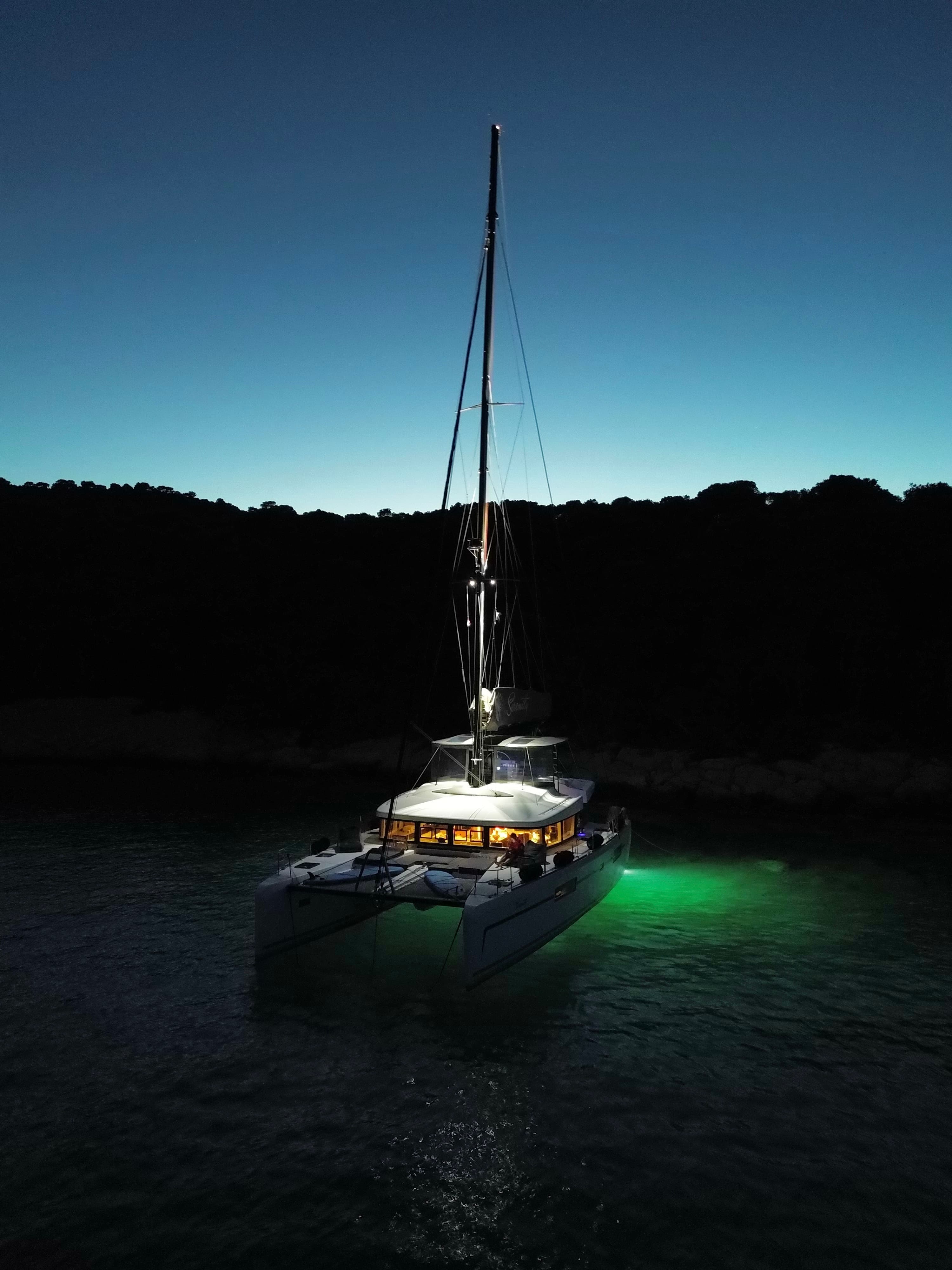 Lagoon 52F - photo 27