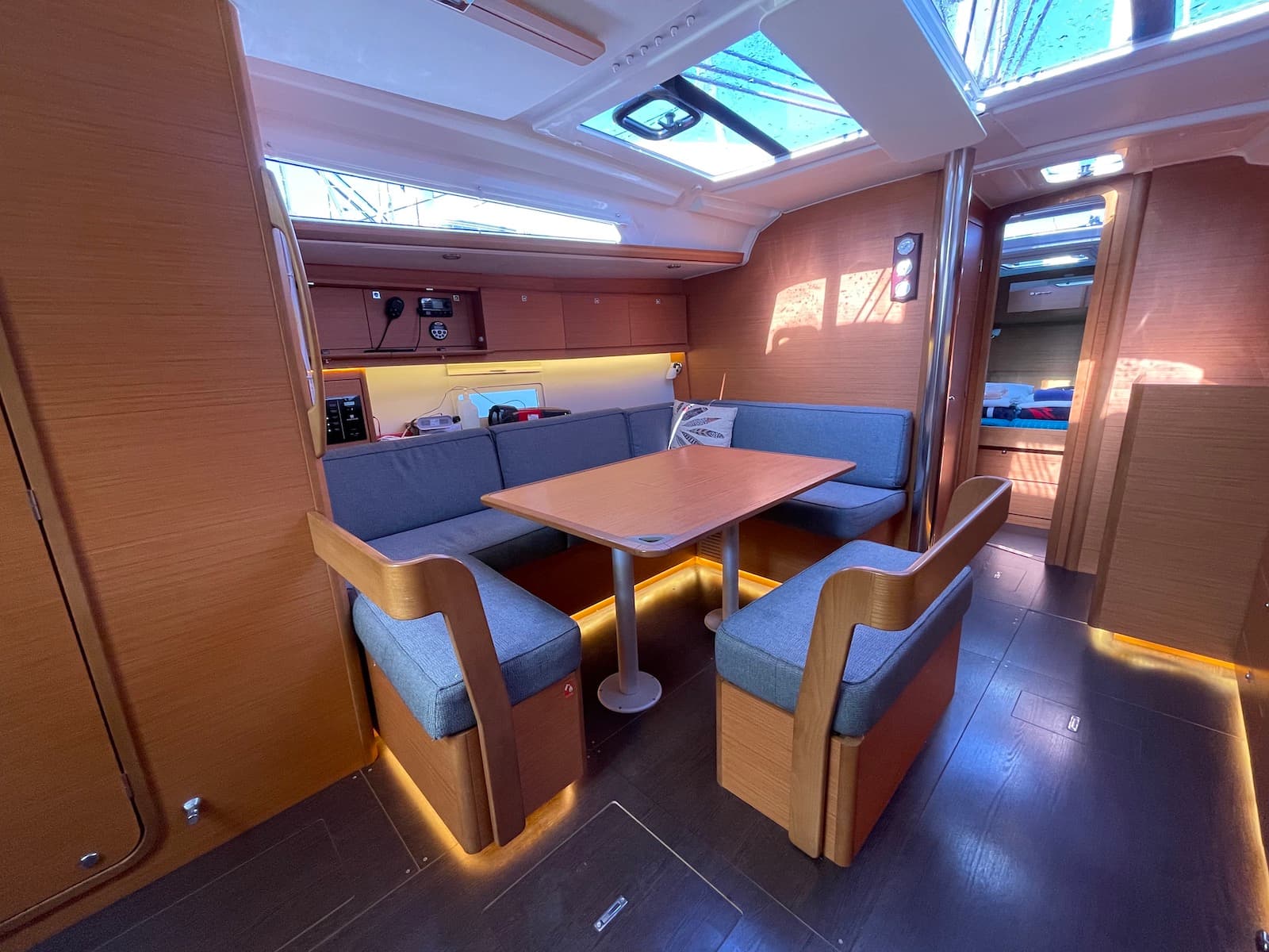 Dufour 430 - photo 14