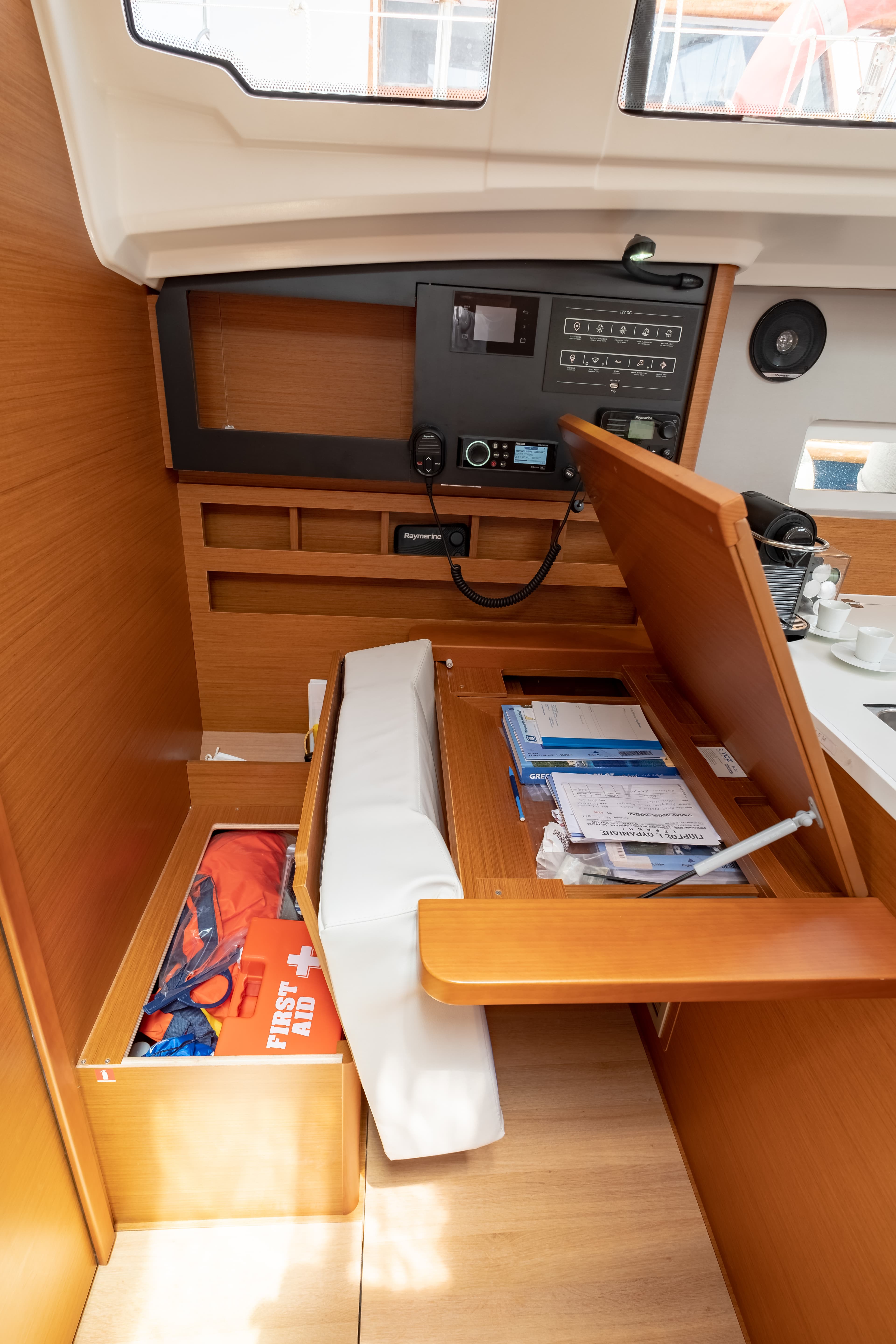 Sun Odyssey 410 - photo 22