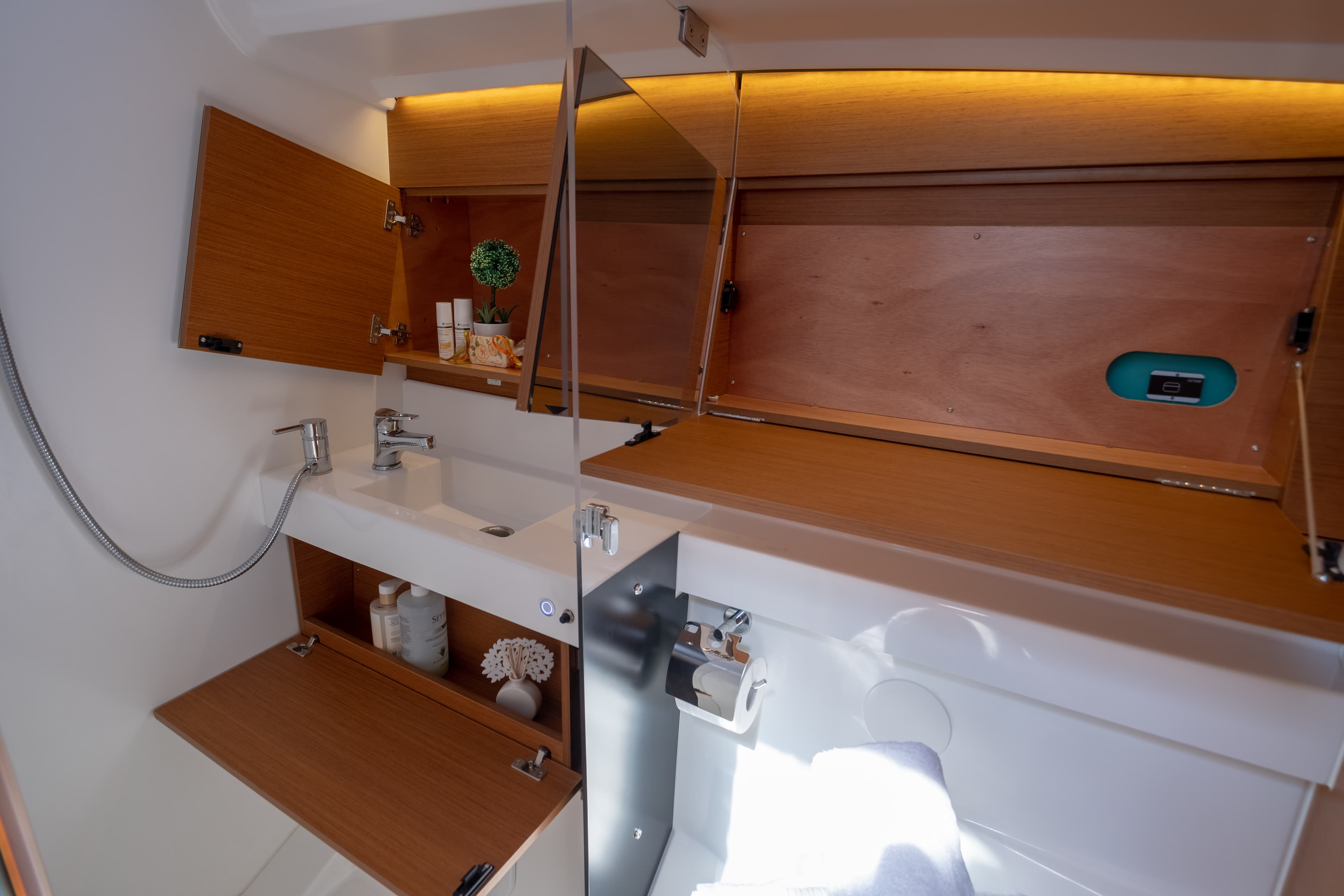 Sun Odyssey 410 - photo 59