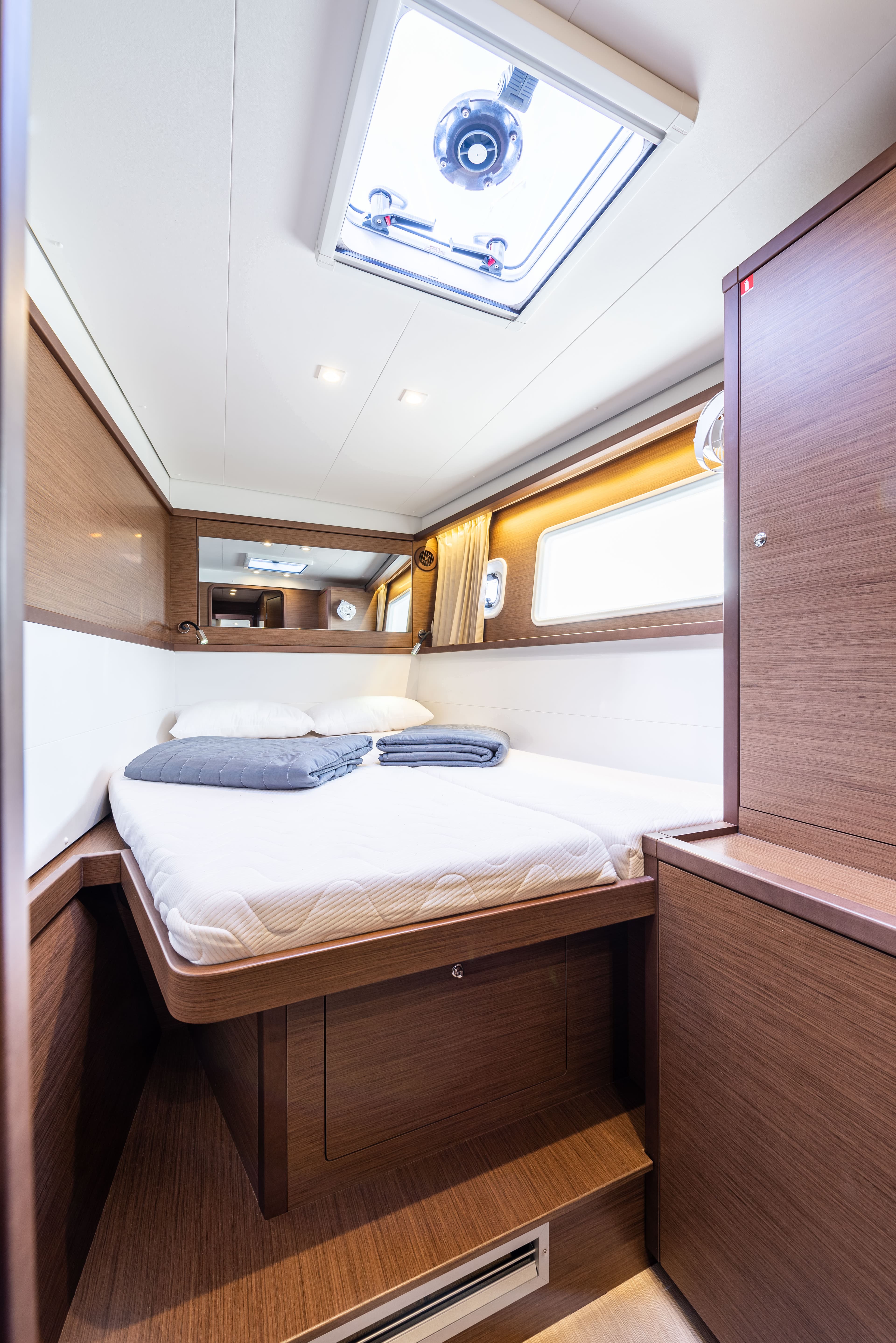 Lagoon 450 Fly - photo 37