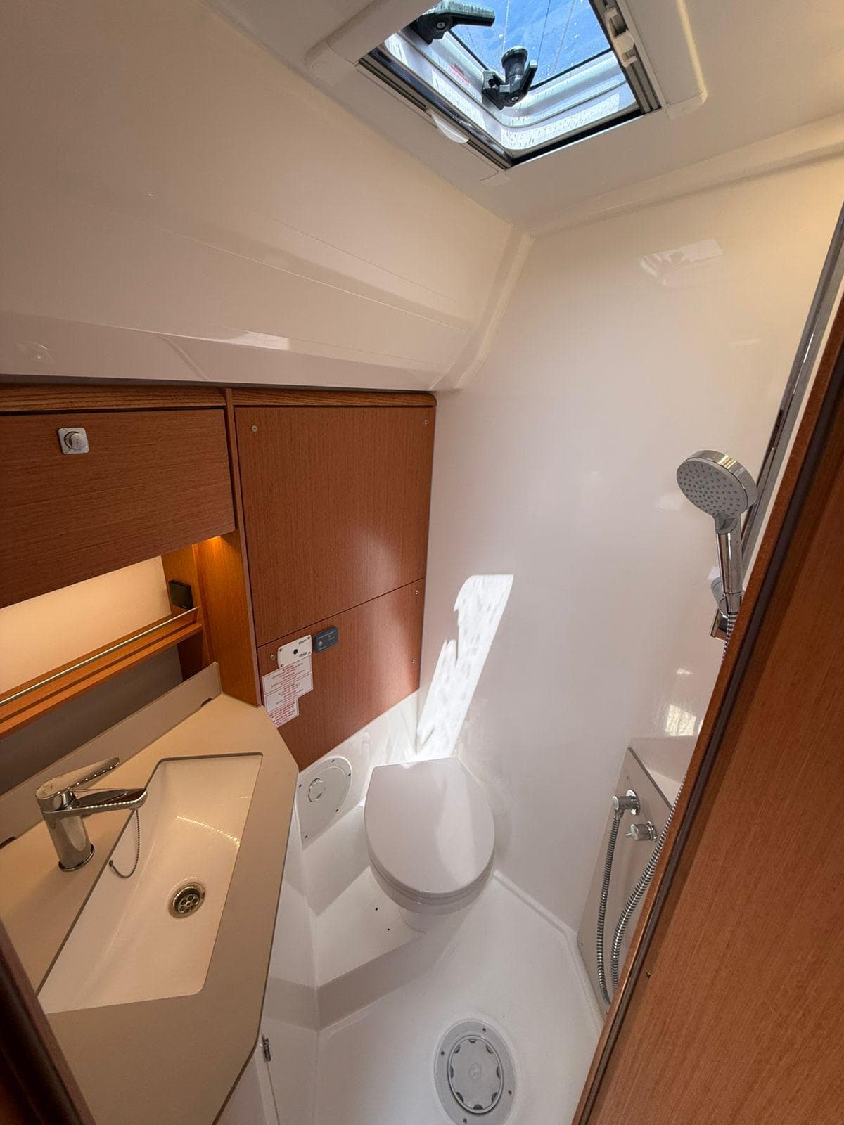 Bavaria C46 - photo 15