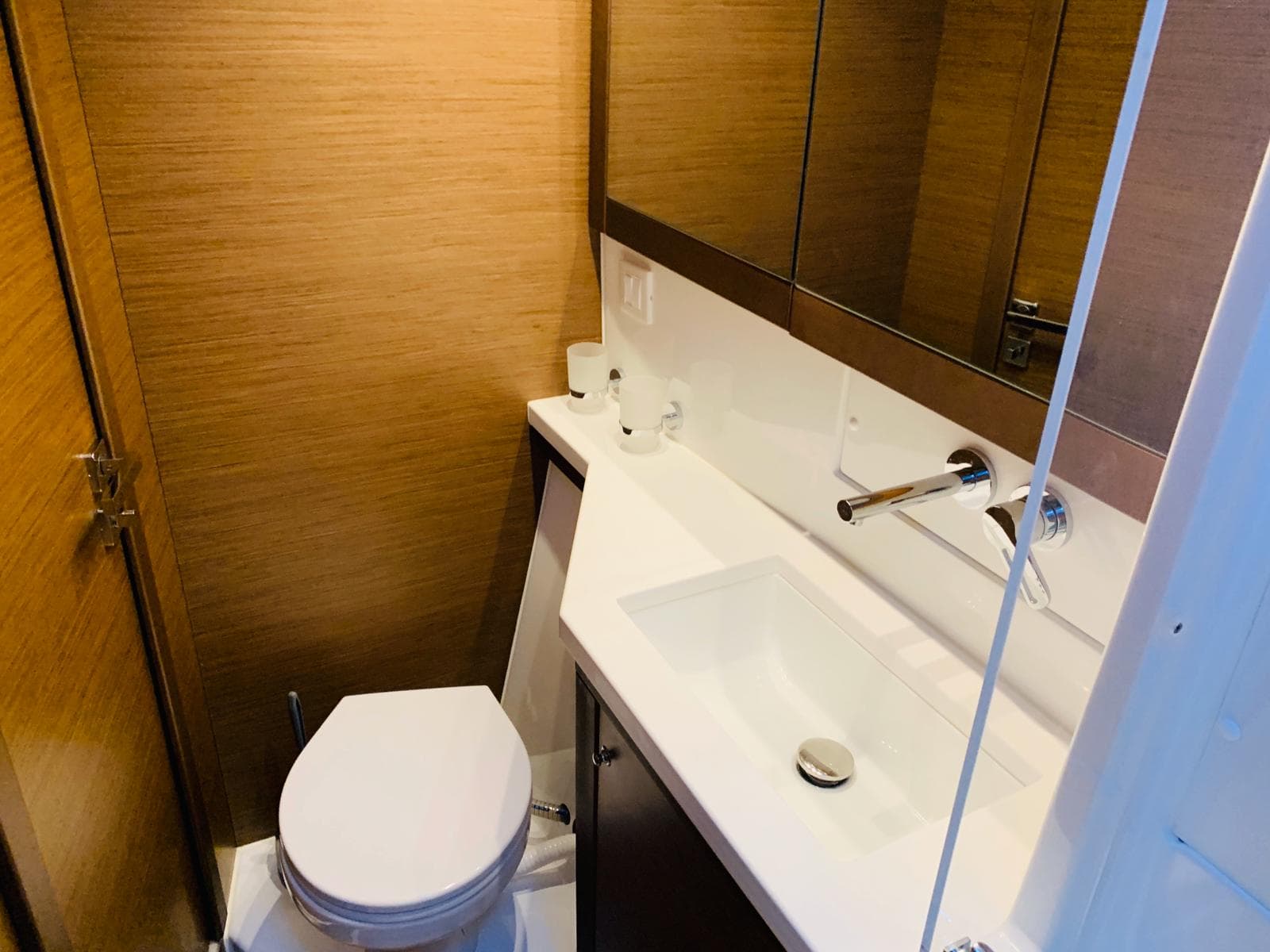 Lagoon 450 - photo 9