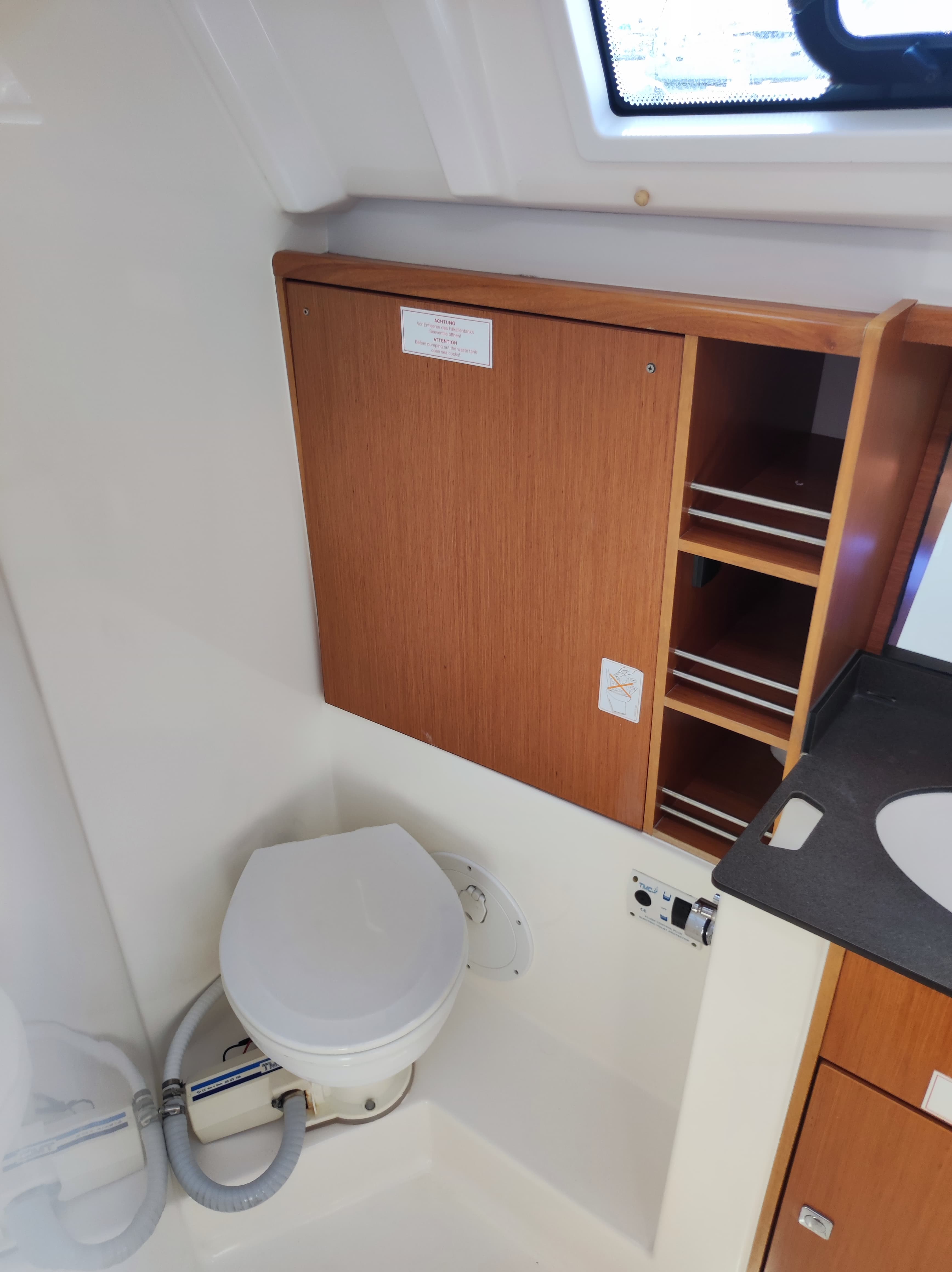 Bavaria Cruiser 41 - photo 12