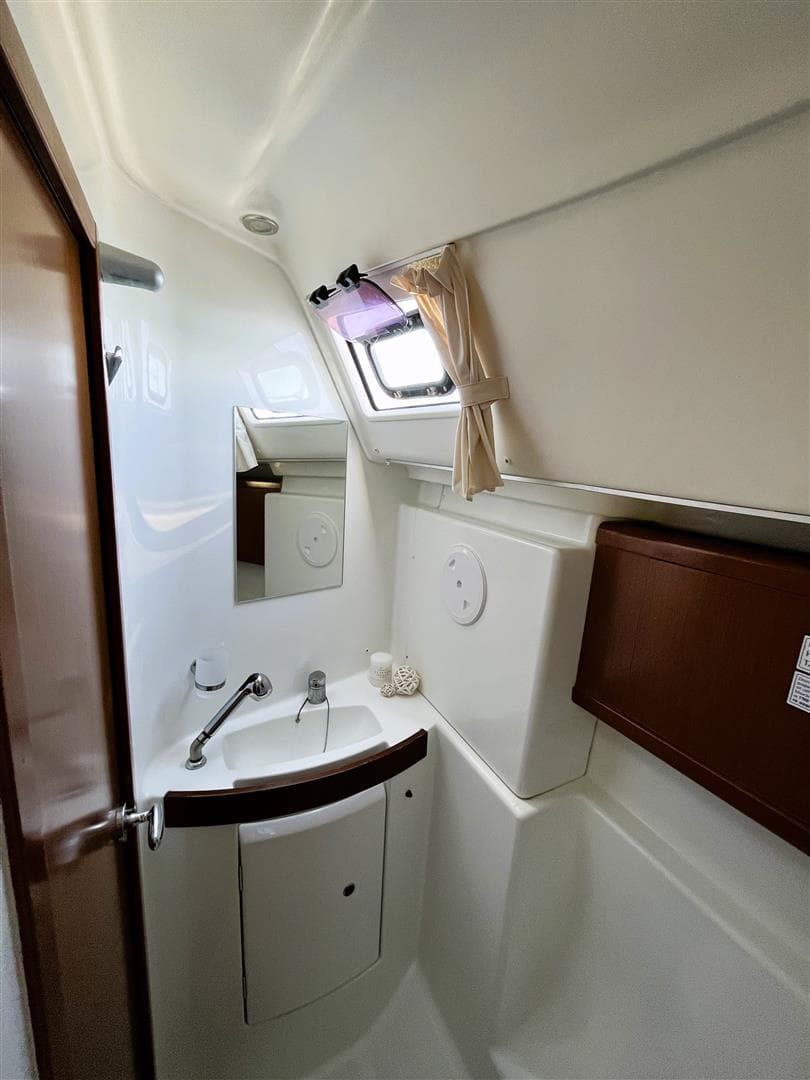 Oceanis 43 - photo 8