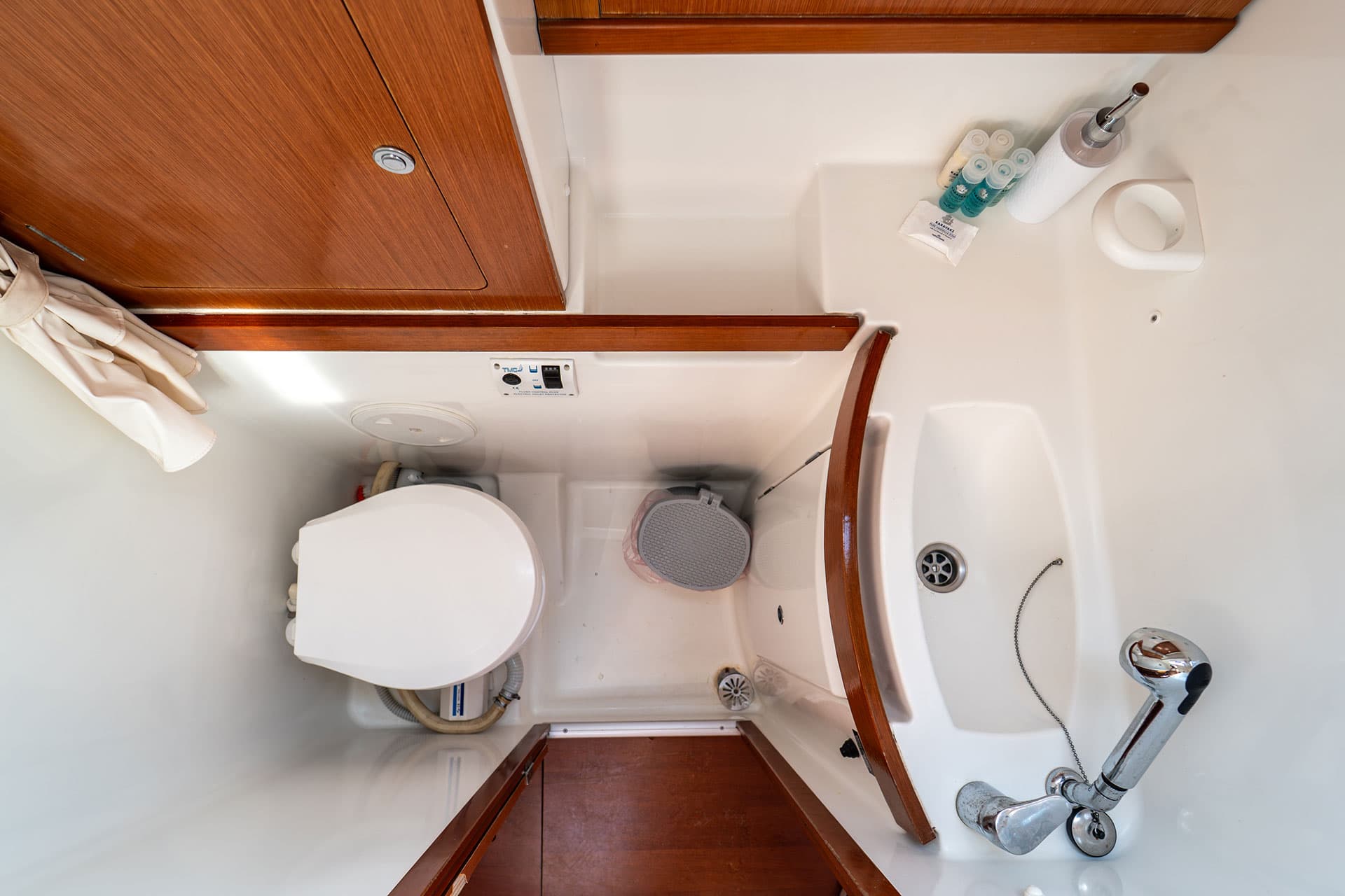 Oceanis 43 - photo 17