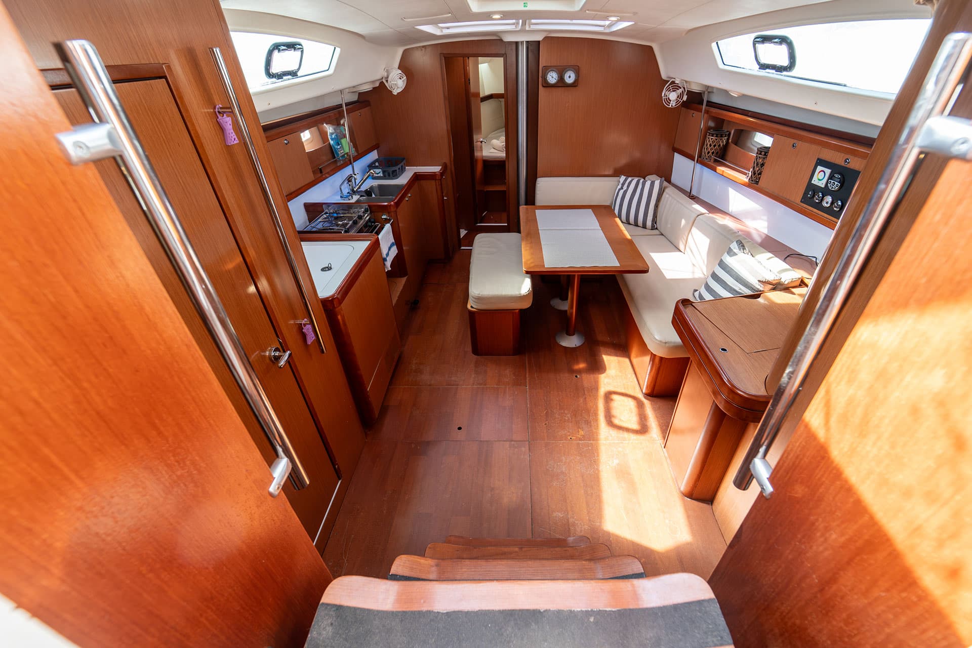 Oceanis 43 - photo 6