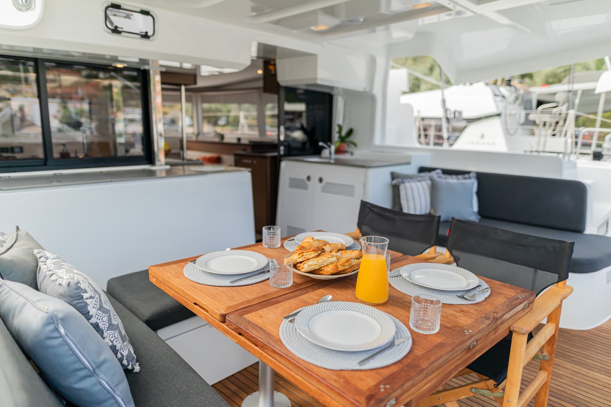 Lagoon 46  - photo 15