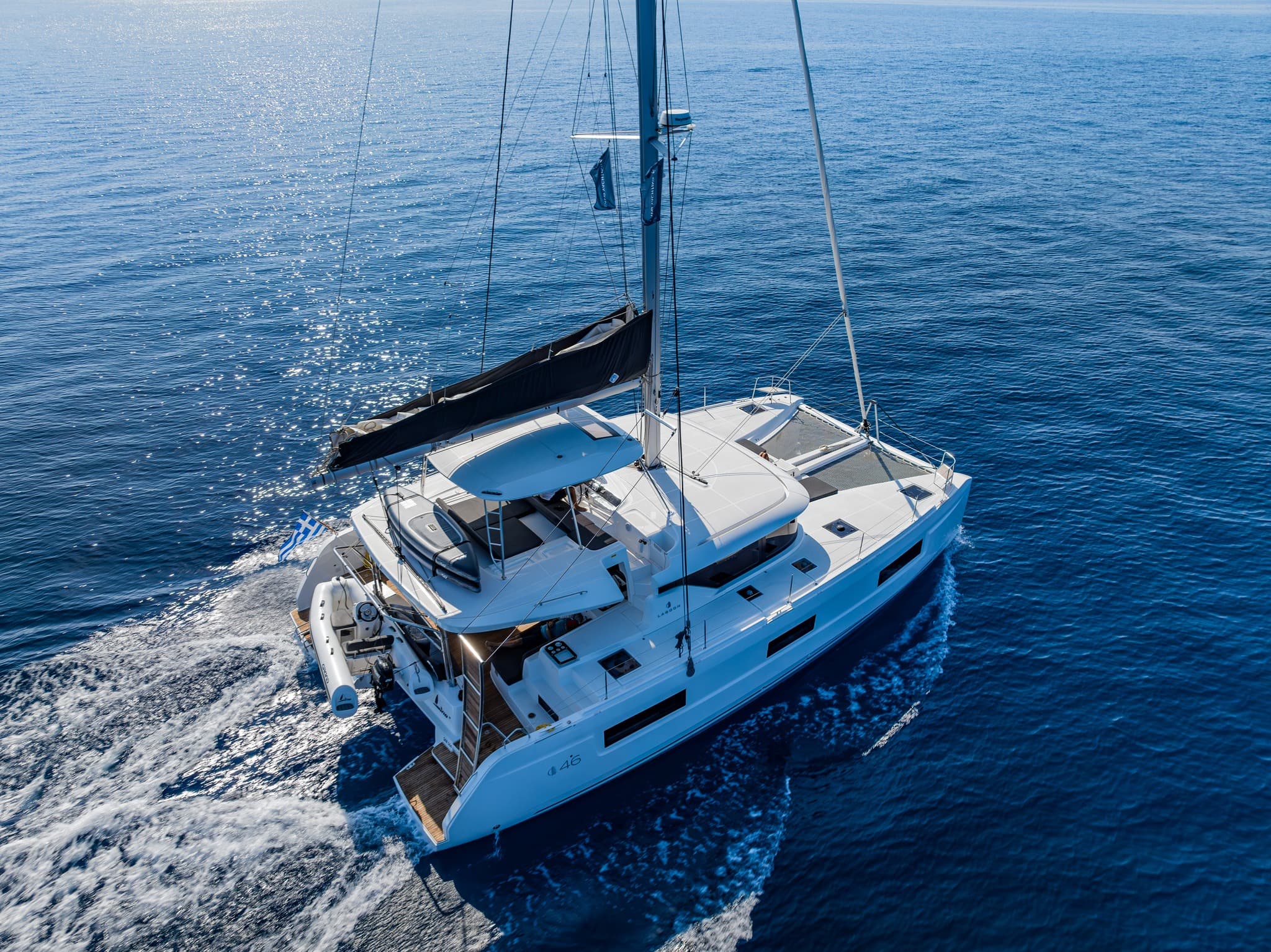 Lagoon 46  - photo 5