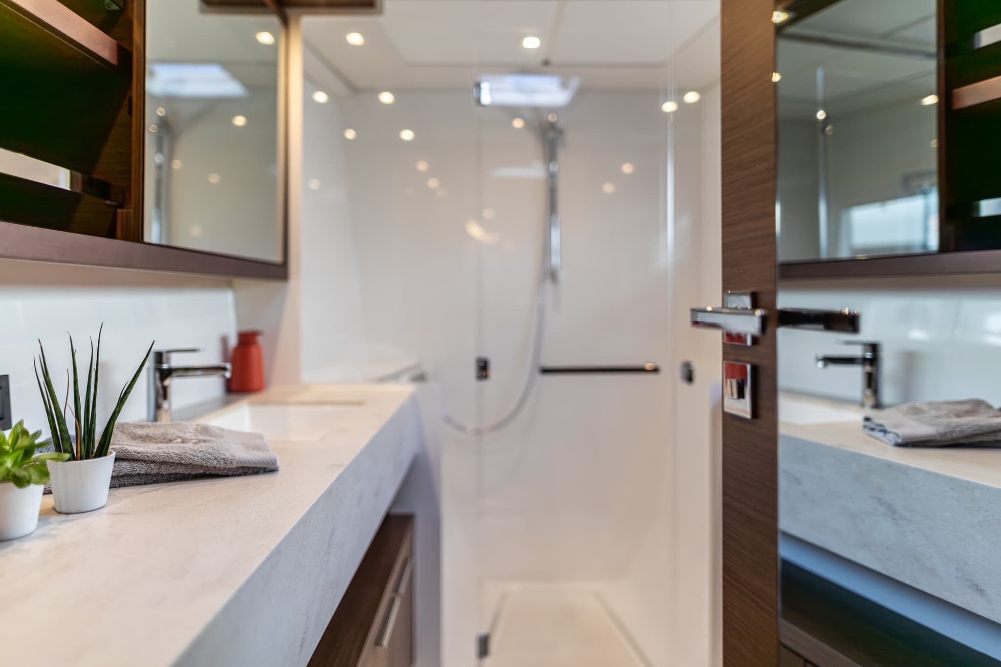 Lagoon 46  - photo 32