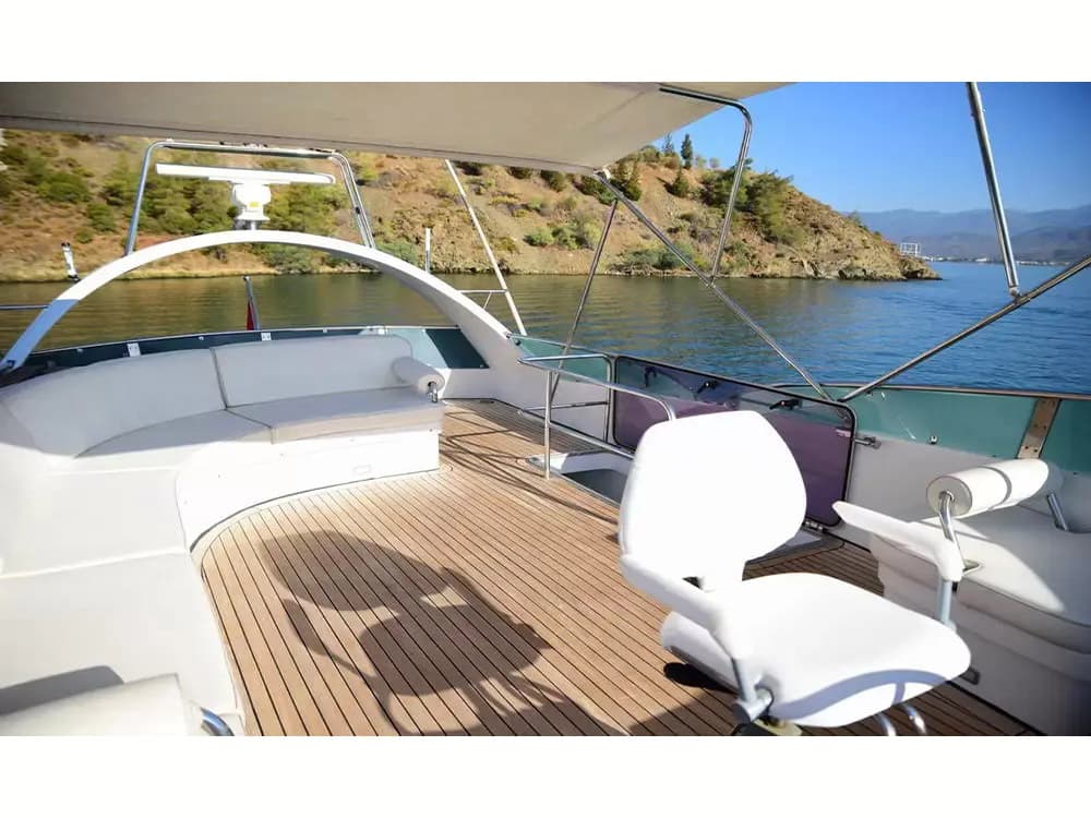 Motoryacht - photo 17