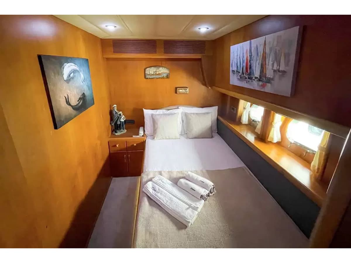 Motoryacht - photo 4