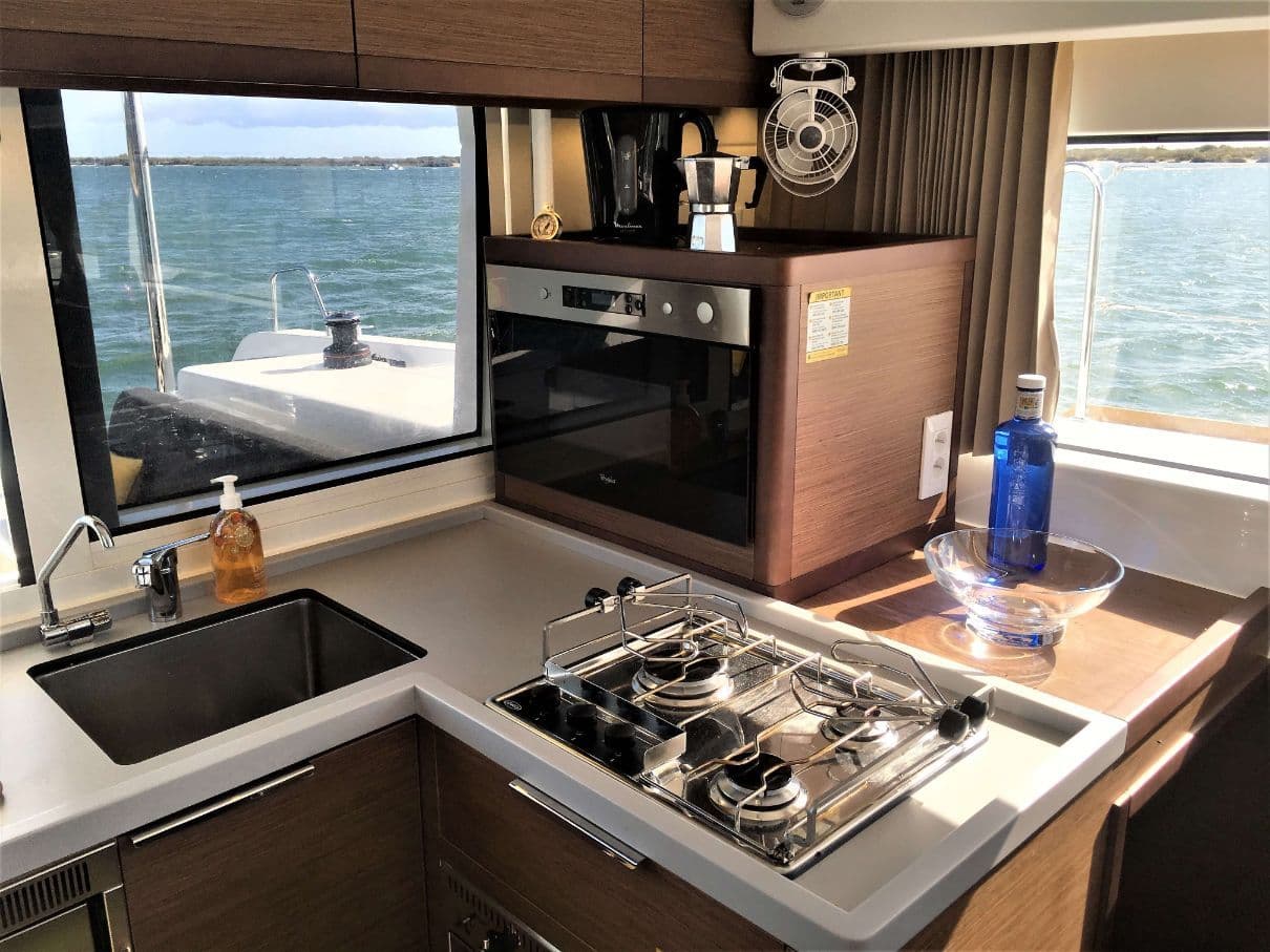 Lagoon 40 - photo 13