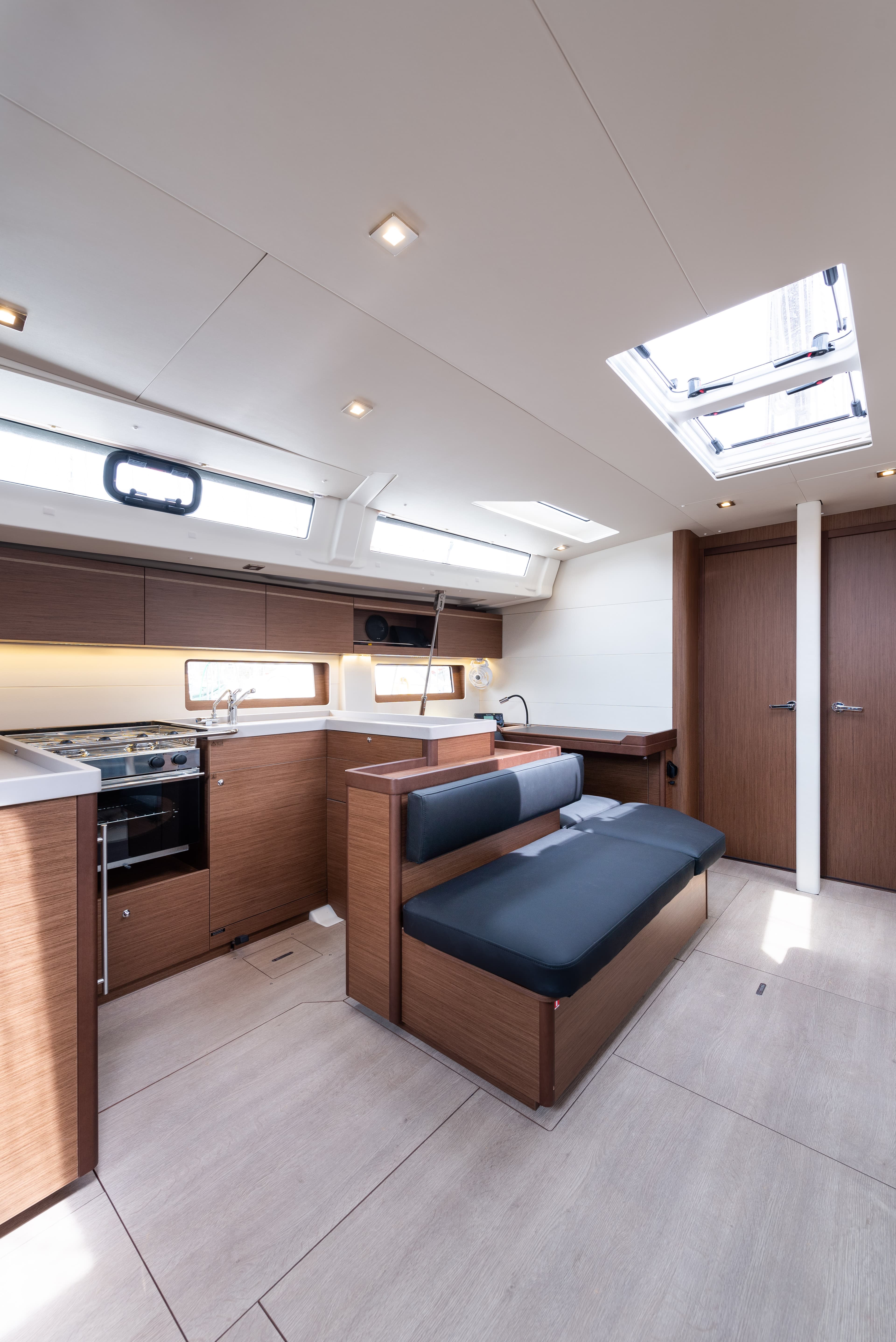 Oceanis 51.1 - photo 45