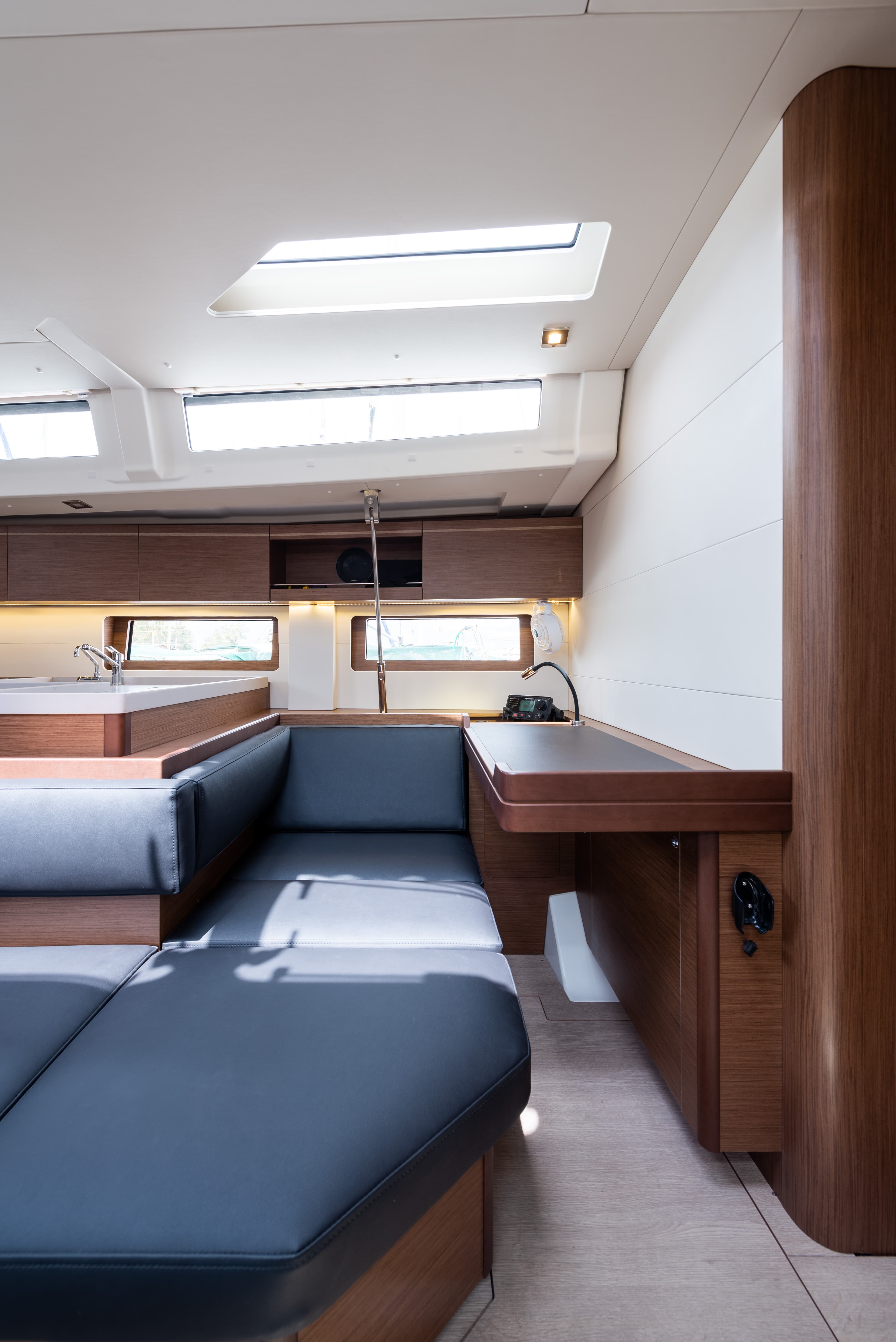 Oceanis 51.1 - photo 35