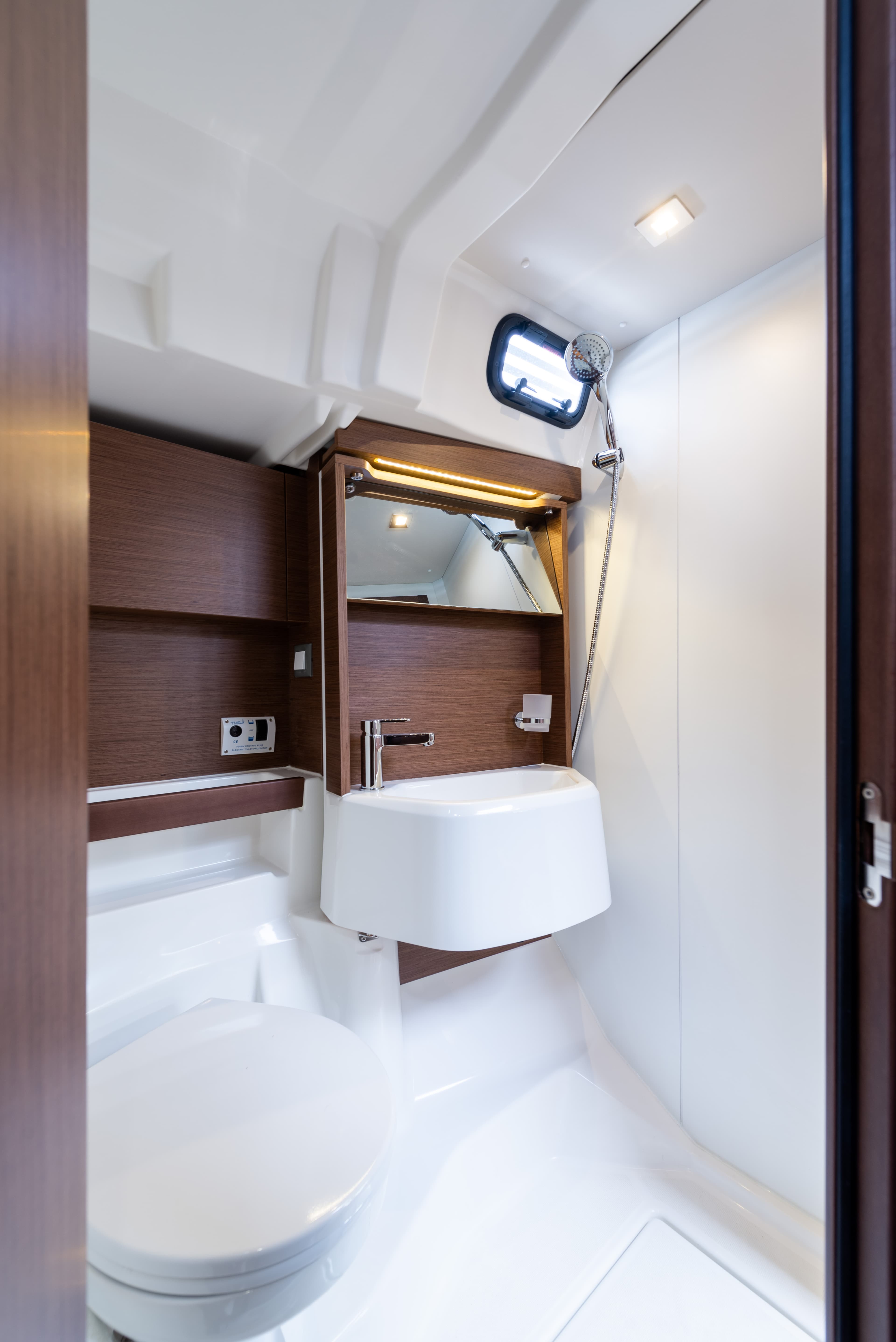 Oceanis 51.1 - photo 53