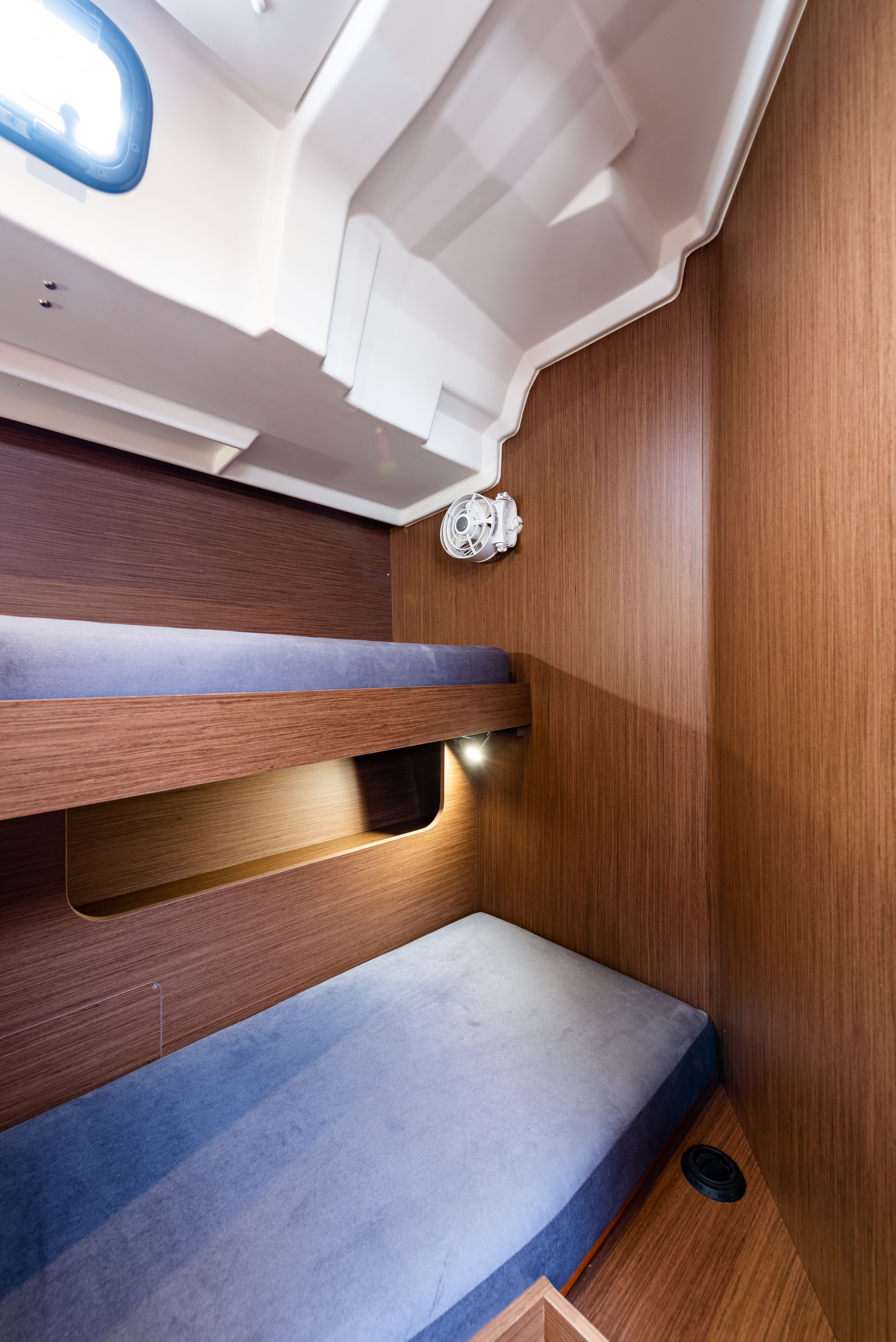 Oceanis 51.1 - photo 18